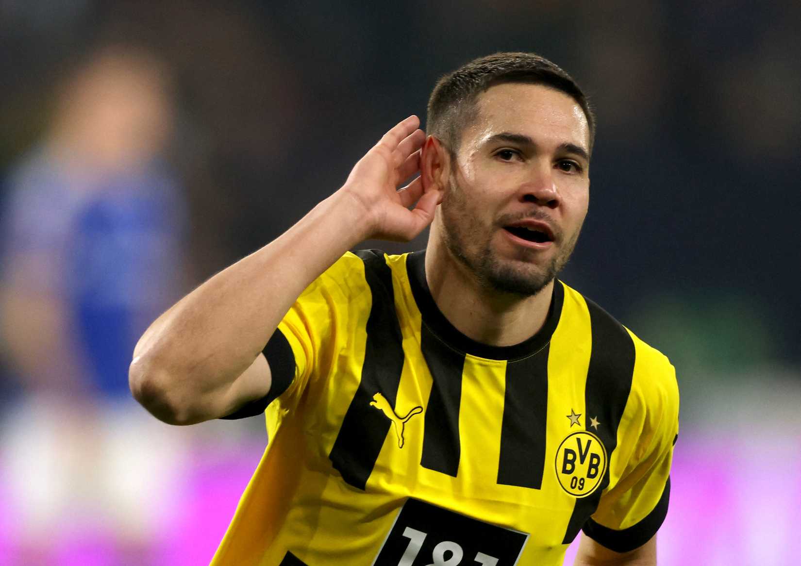 Raphaël Guerreiro in action for Dortmund