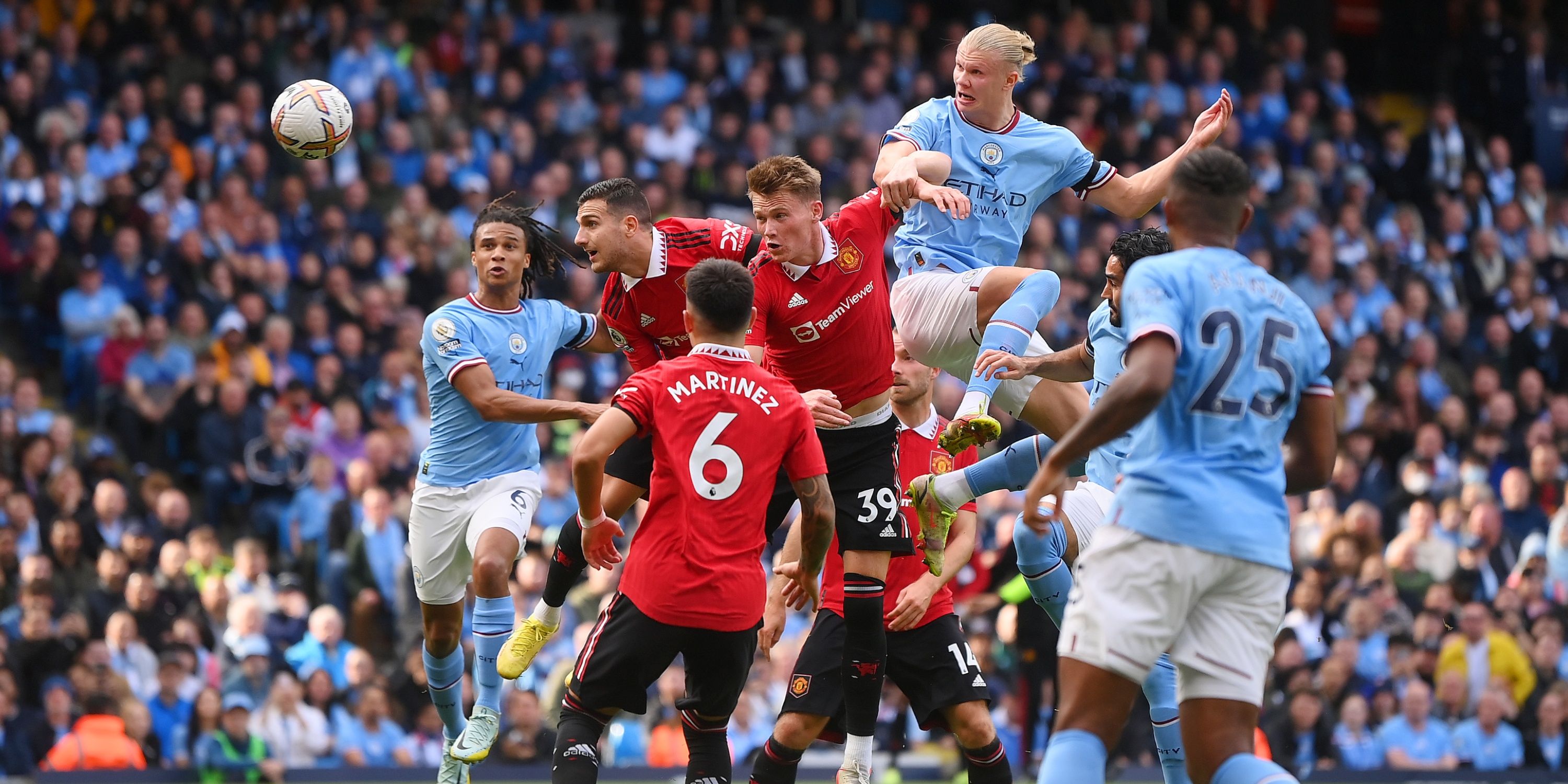 Manchester City and Manchester United players at the Etihad.
