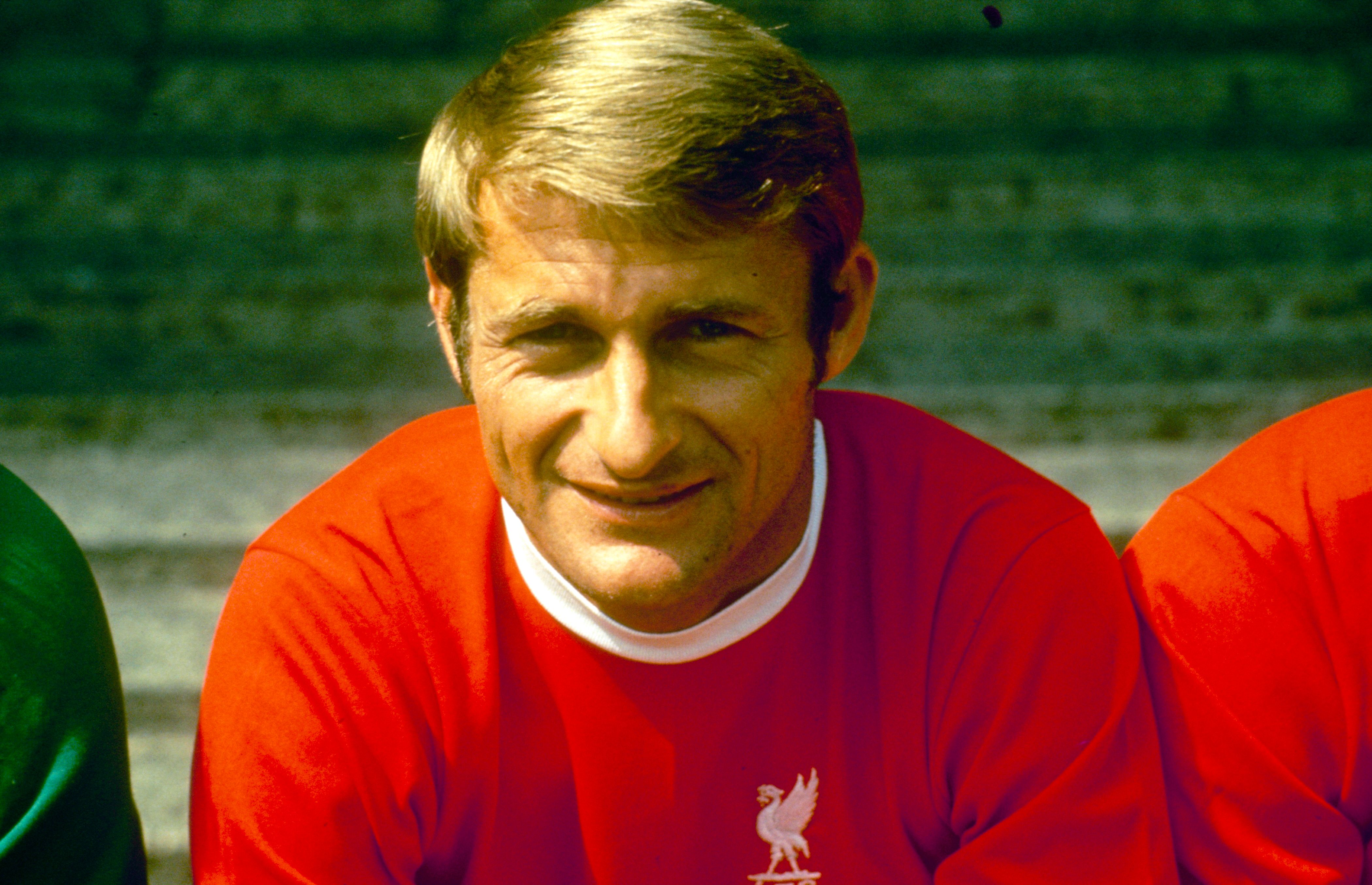 Roger Hunt's 1966 World Cup Shirt Goes to Auction, Igniting England's Football Dreams