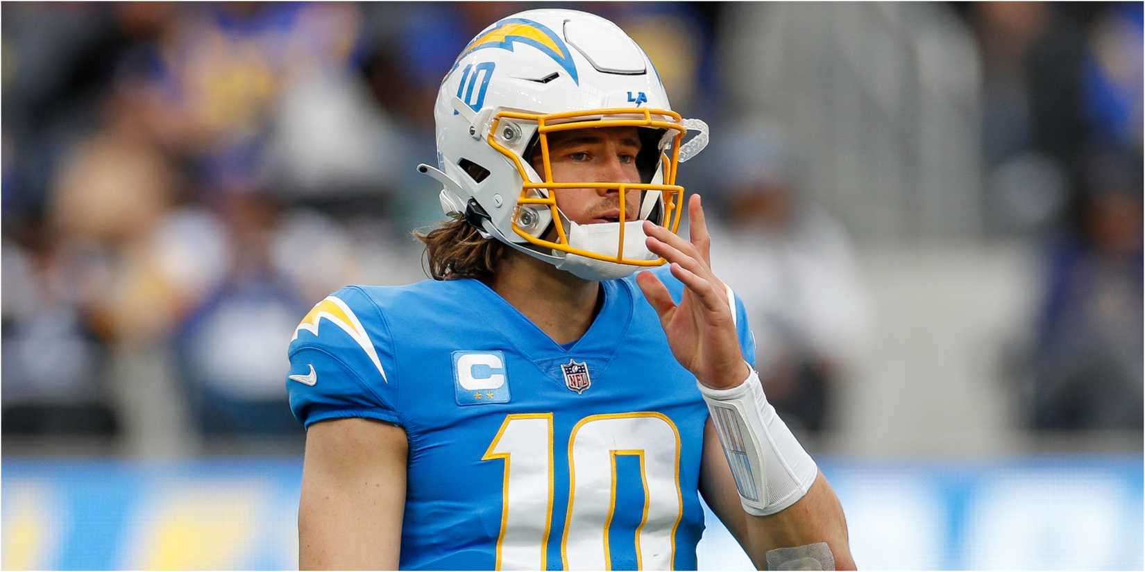 Four NFL Dark Horse Teams to Make the Playoffs in 2024