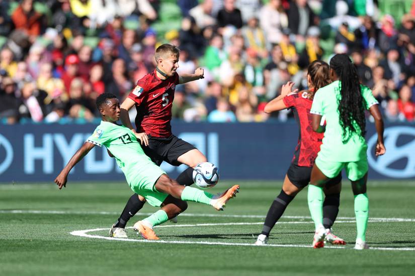 What is the anti-concussion Q-Collar worn by players at the Women's ...