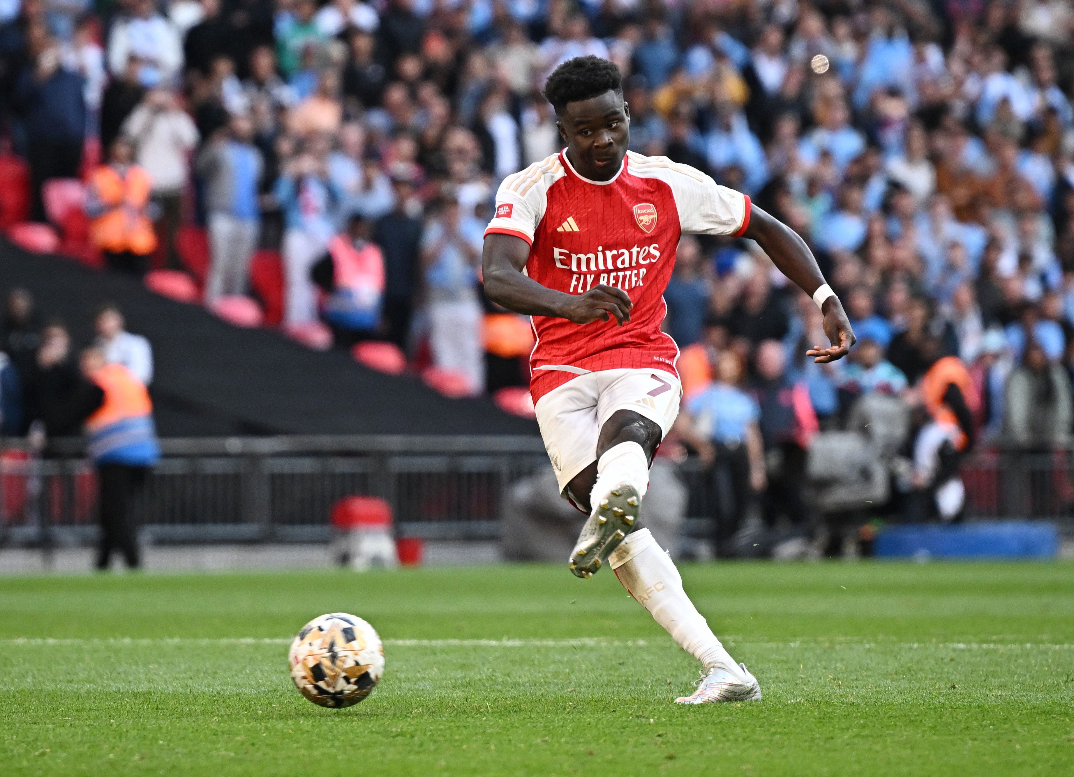 How Arsenal got the edge over Man City in the Community Shield penalty ...