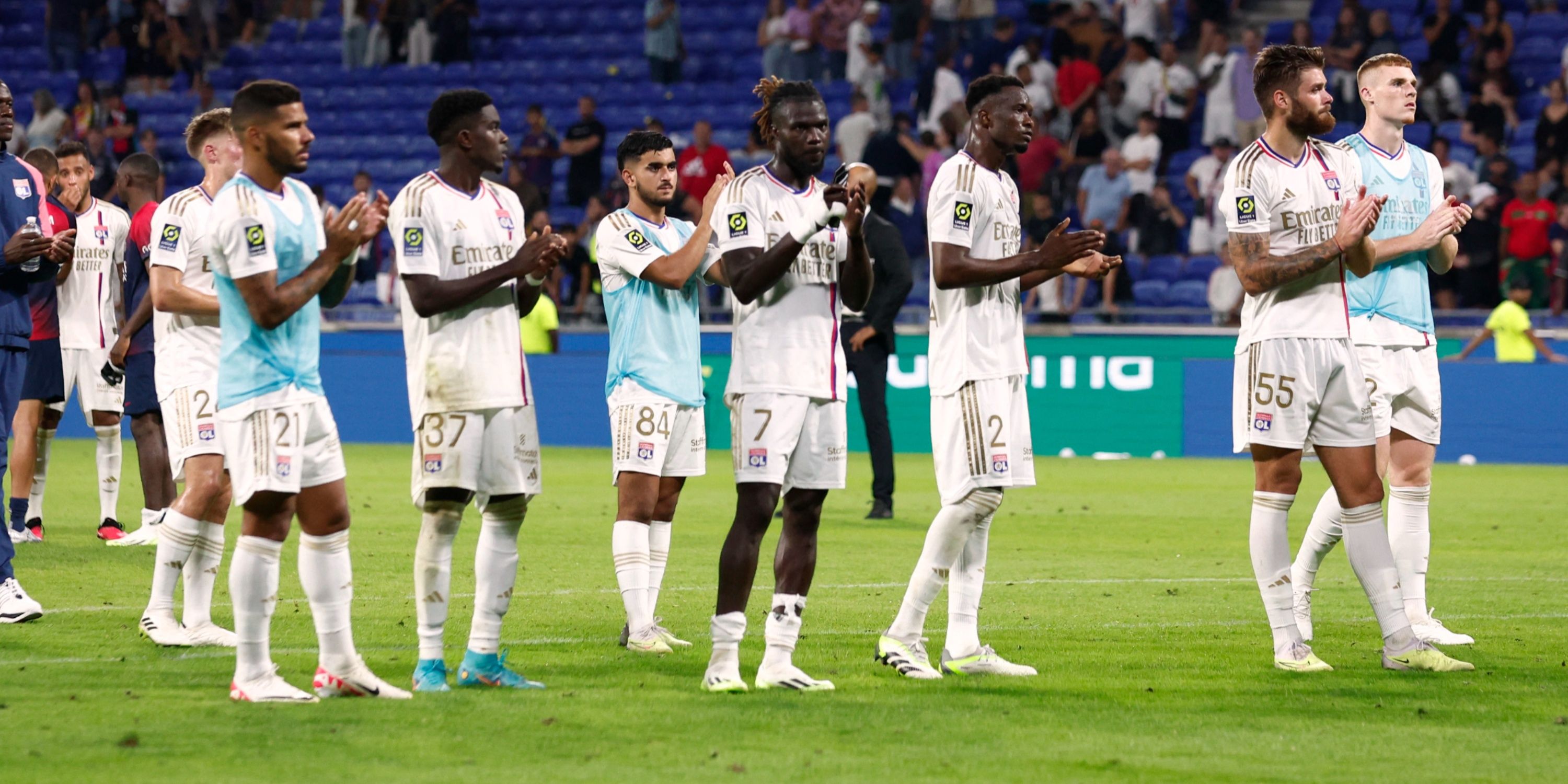 Lyon players after their defeat vs PSG