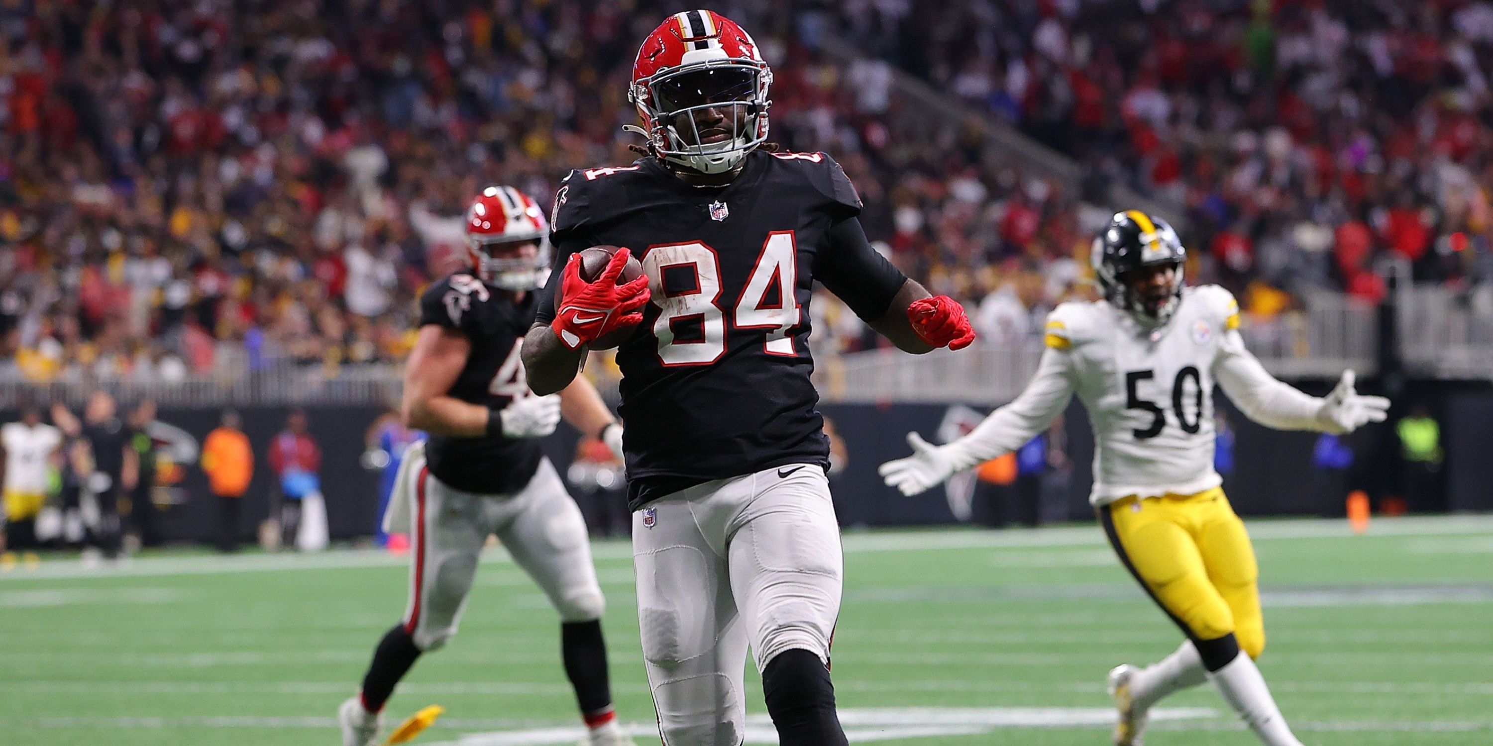 Patterson regresa a entrenar con los Falcons