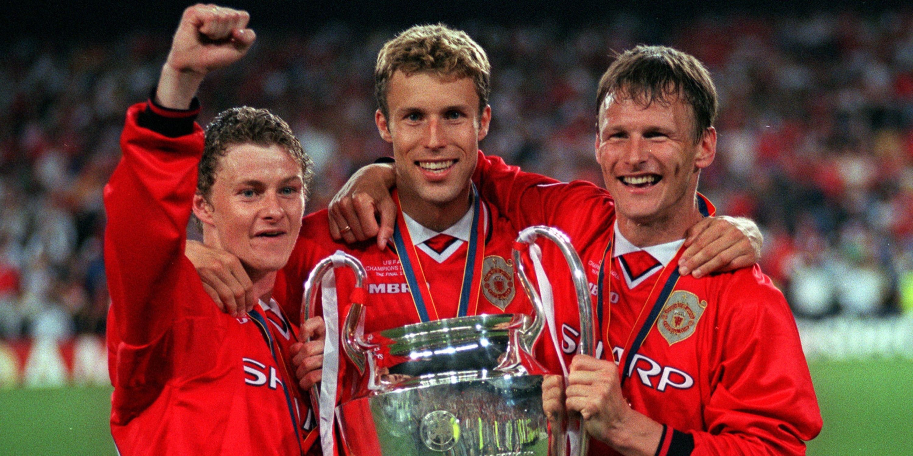 Man Utd players after winning 1999 Champions League final