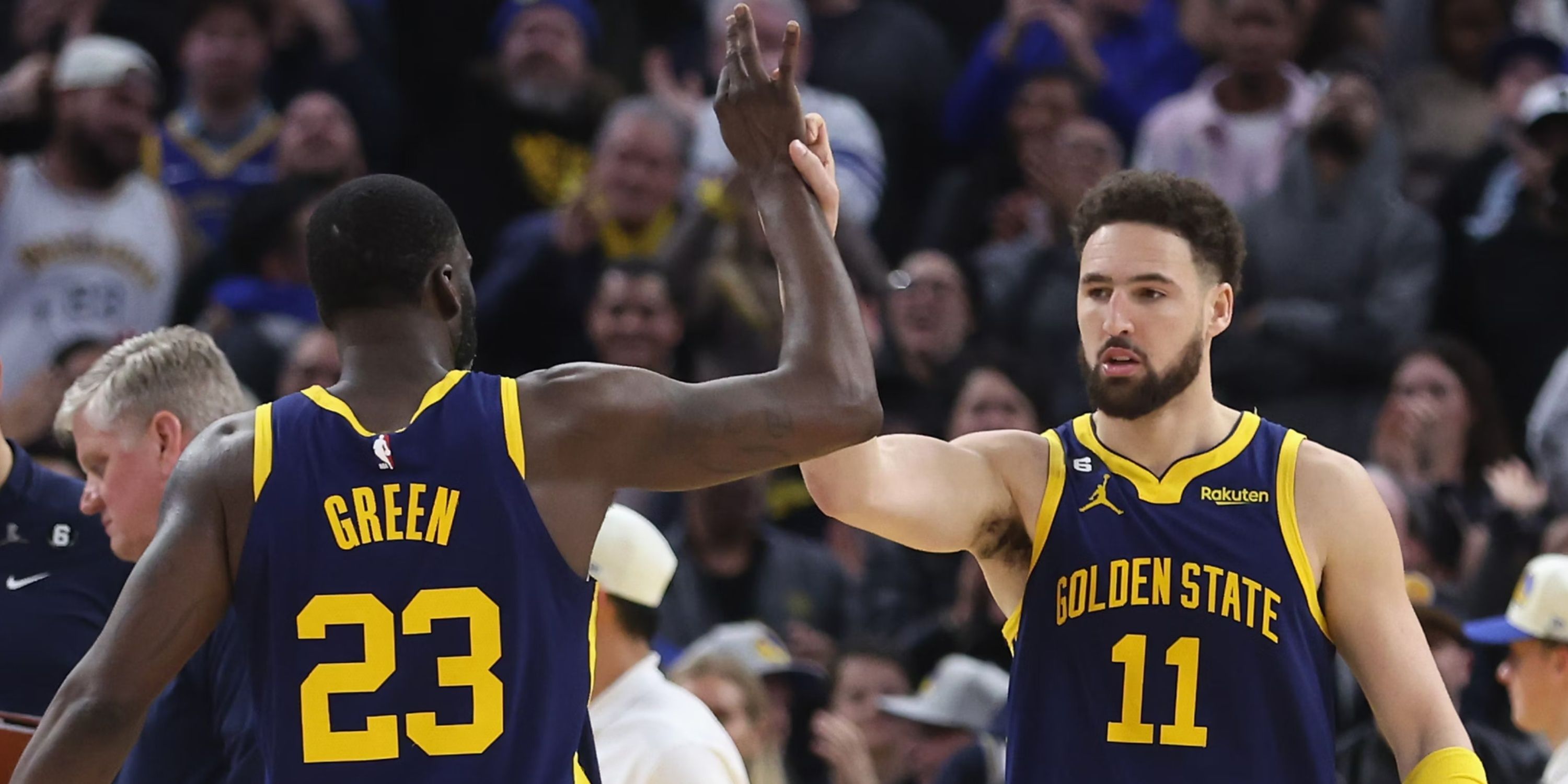 Klay Thompson Contract Extension Update Emerges With Golden State Warriors   Klay Thompson And Draymond Green Celebrate Together 