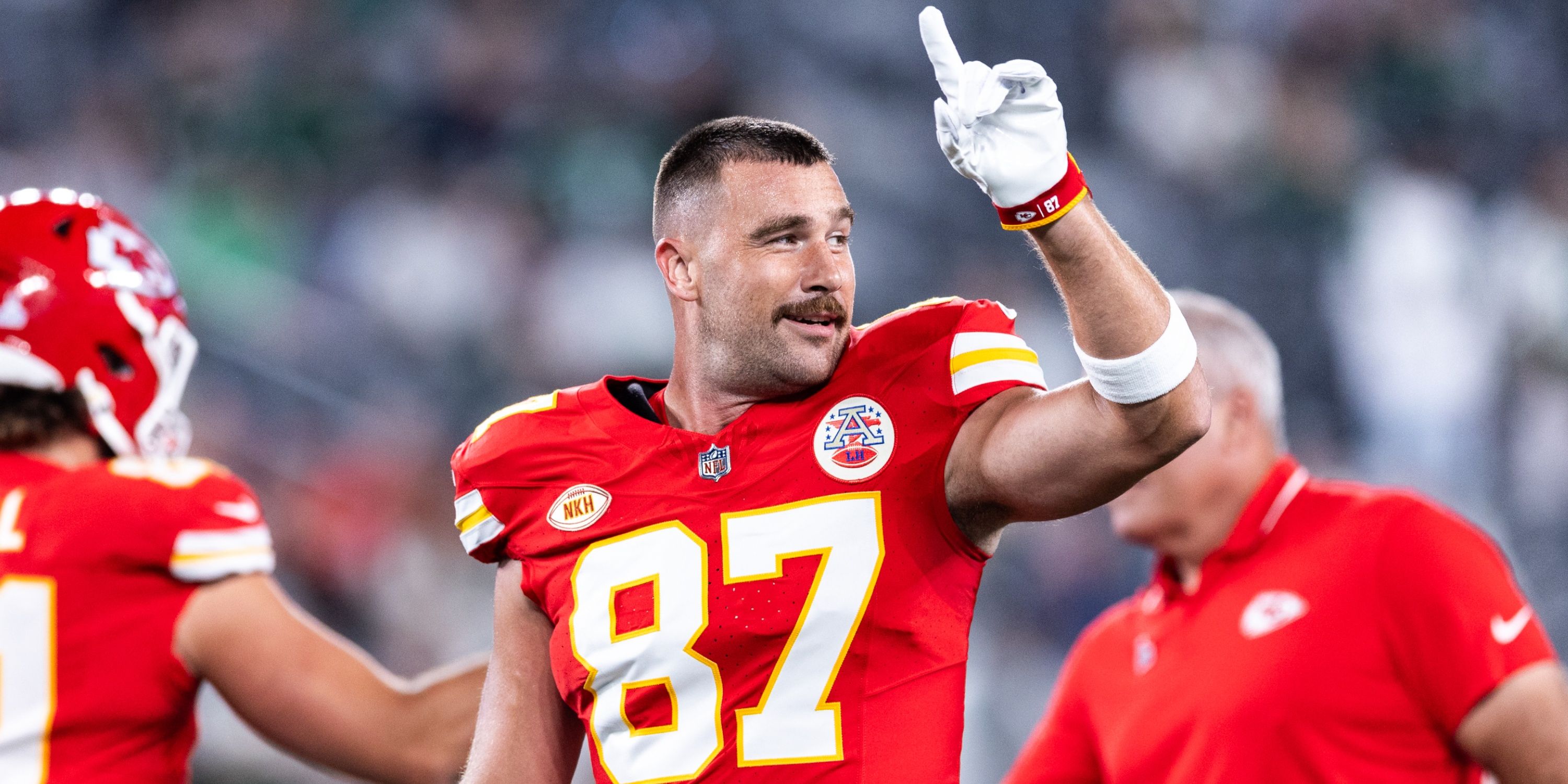 Chiefs TE @tkelce pulled up to the AFC Championship in Kanye West