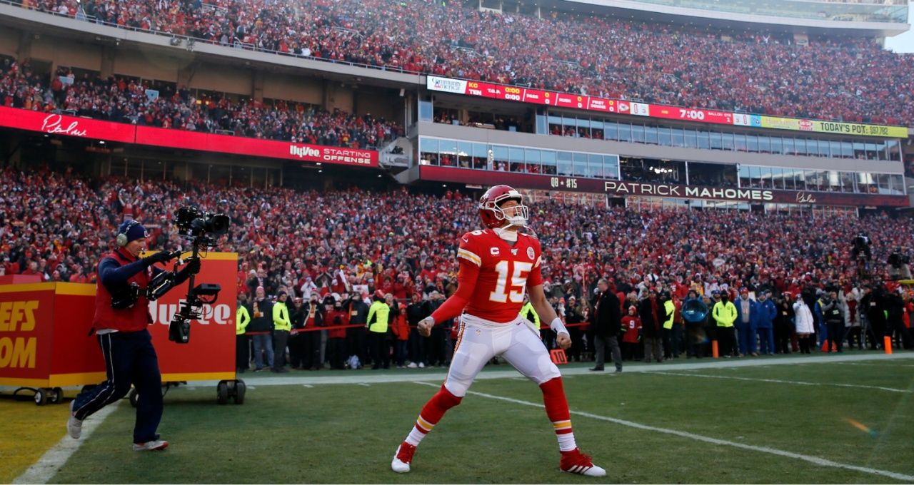 The 5 NFL stadiums to put on your bucket list