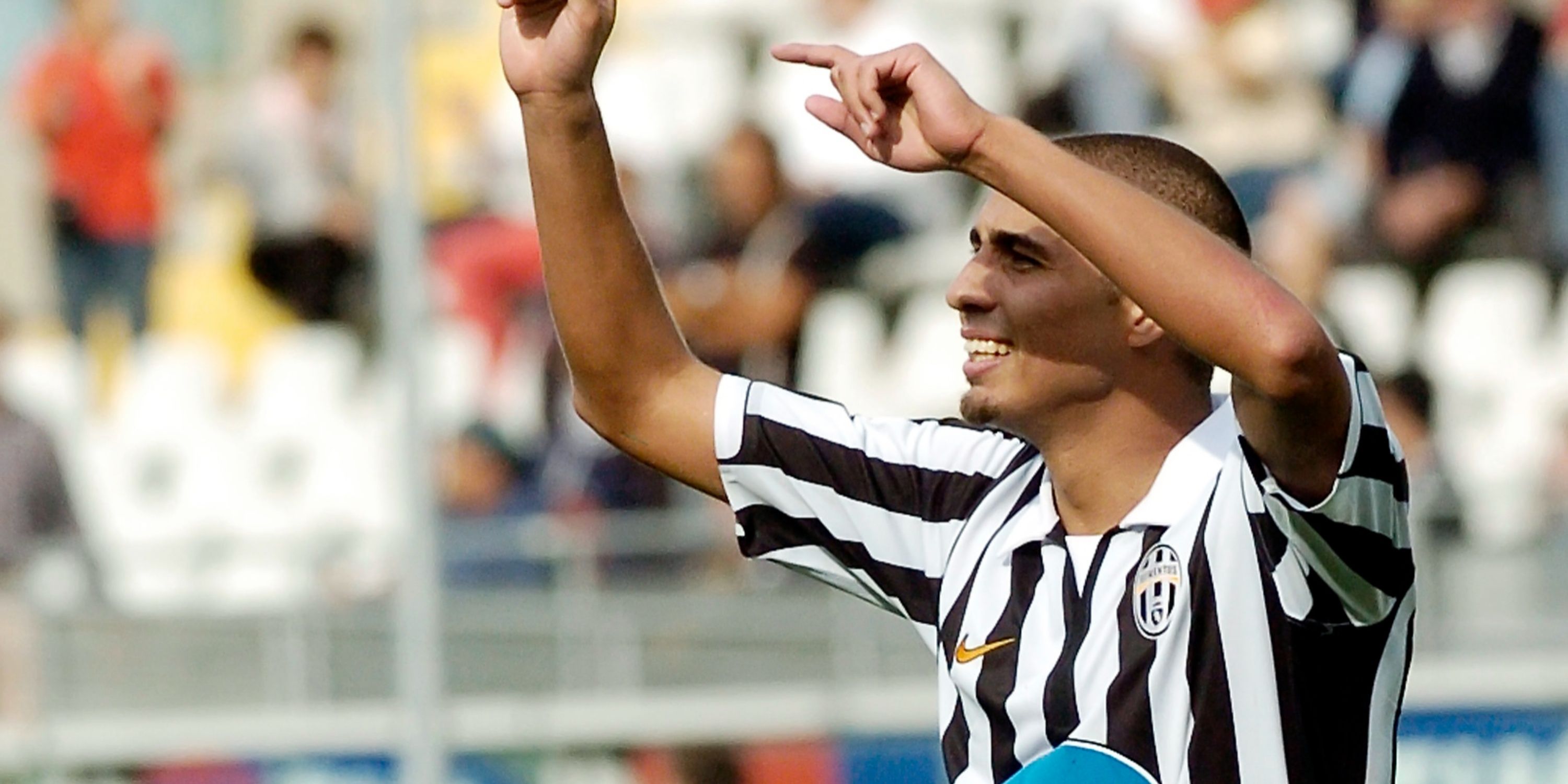 Juventus' Trezeguet celebrates after scoring against Vicenza in Turin