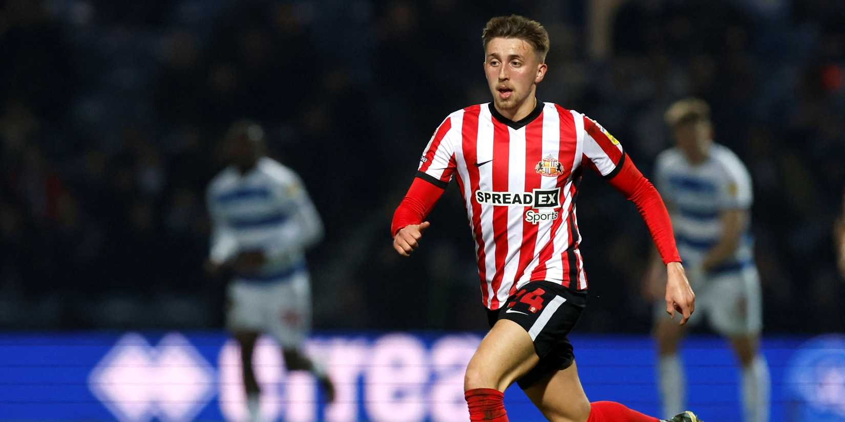 Khám Phá Dan Neil – Trái Tim Tuyến Giữa Của Sunderland Khám Phá Dan Neil – Trái Tim Tuyến Giữa Của Sunderland