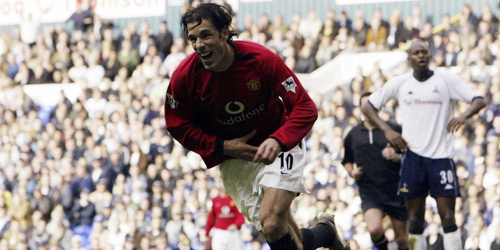 Van Nistelrooy wheels off to celebrate