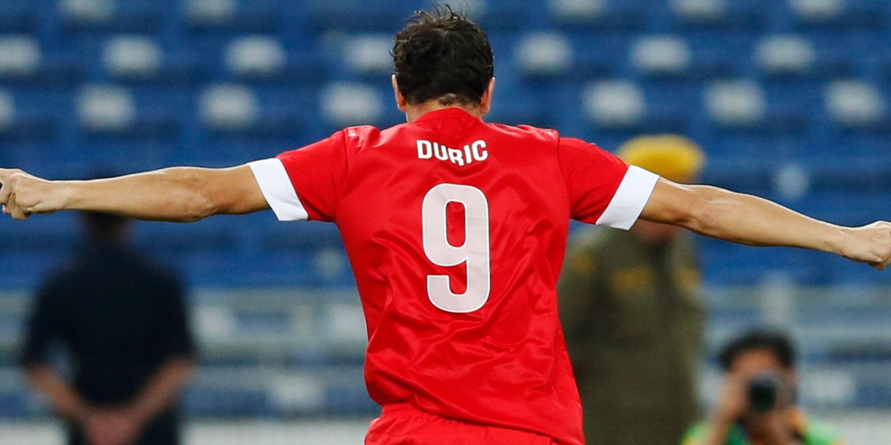 Aleksandar Đurić in action for SIngapore