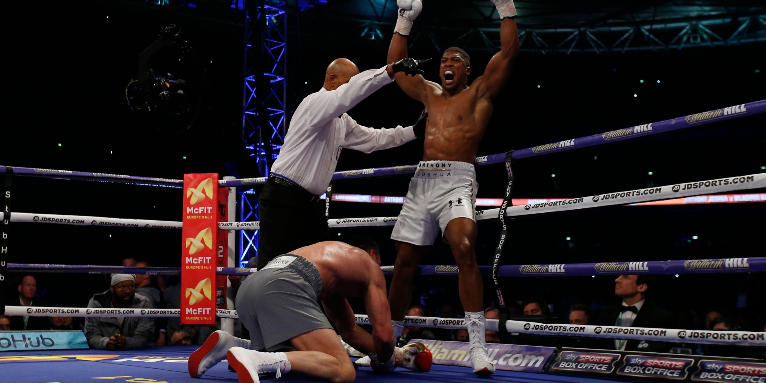 Is Anthony Joshua Joining UFC? Switch from Boxing Could Earn Heavyweight  Champion $500m