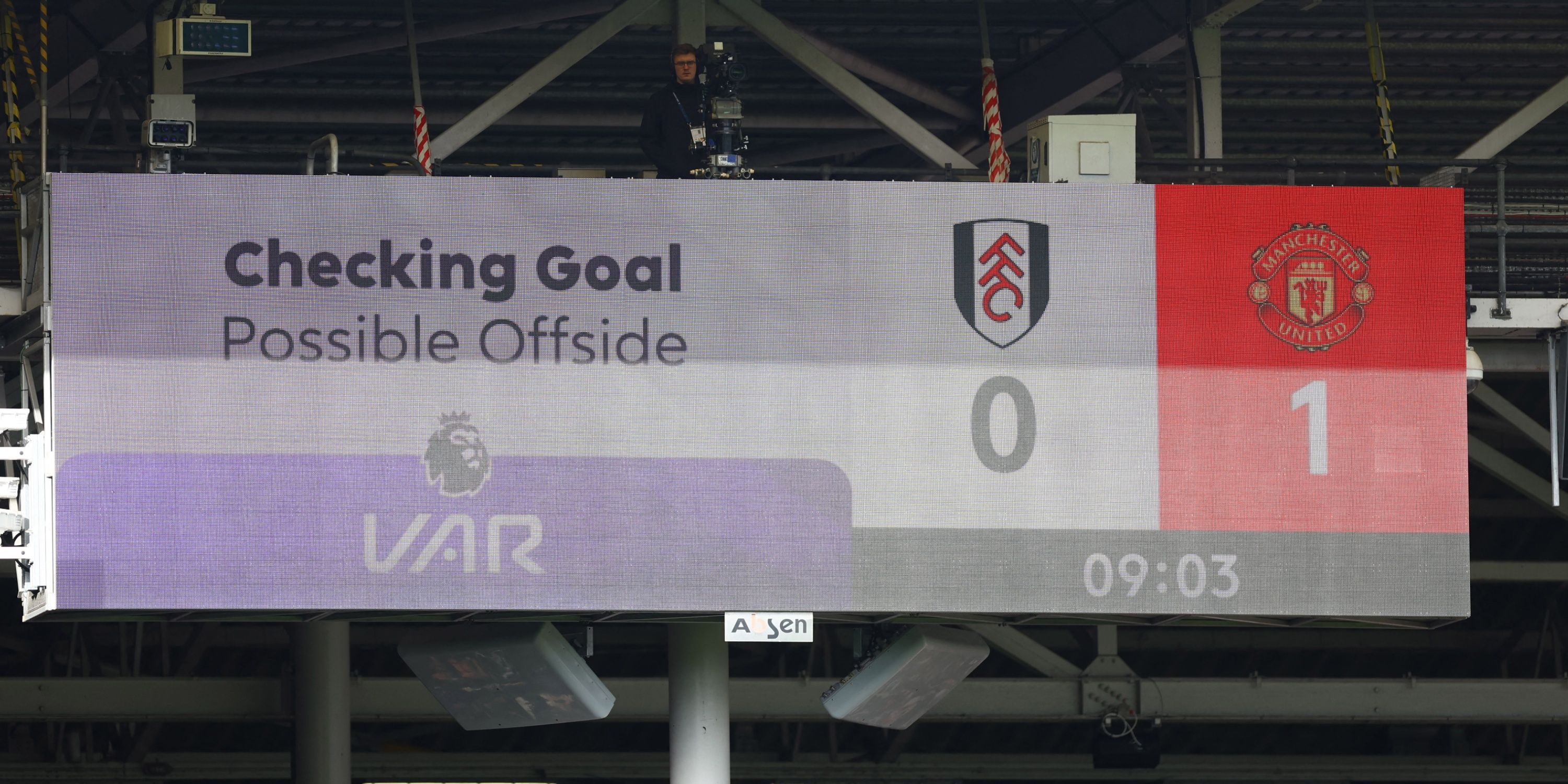 Manchester United had a goal controversially disallowed vs Fulham