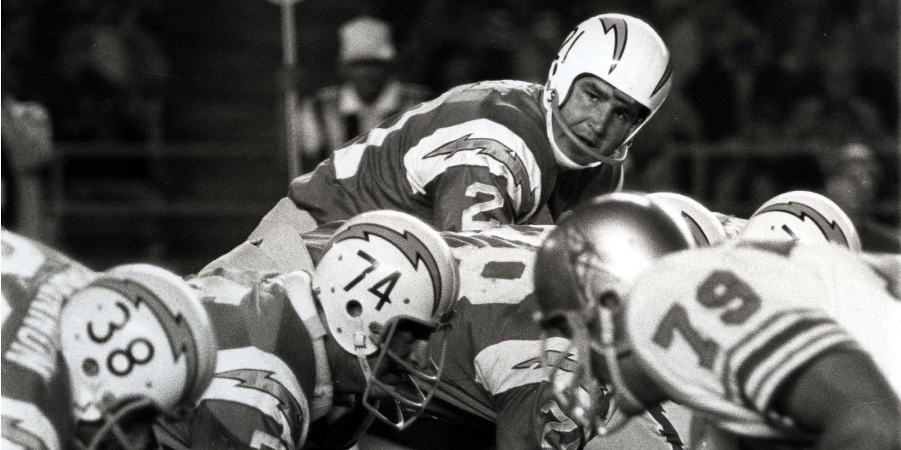 The 10 NFL QBs who threw the most interceptions in a single season