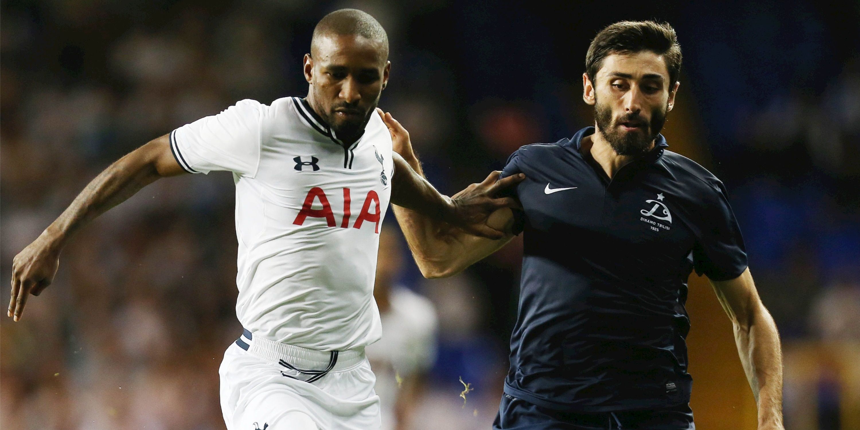 Tottenham's Jermain Defoe and Dinamo Tbilisi's Davit Khurtsilava