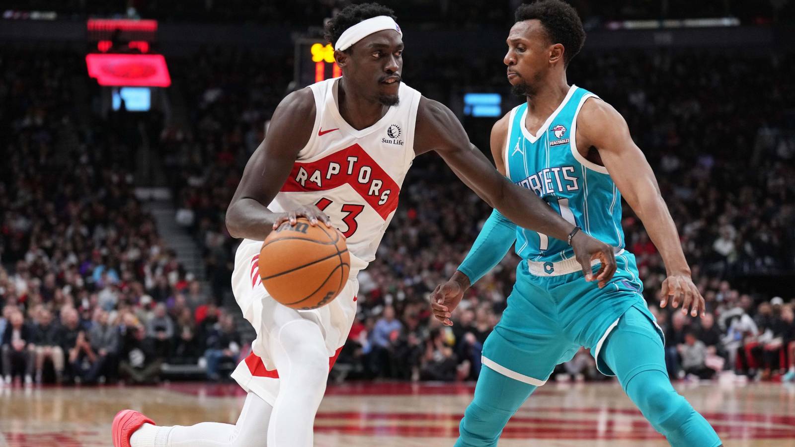 Raptors' second-half heroics spark comeback win against Hornets