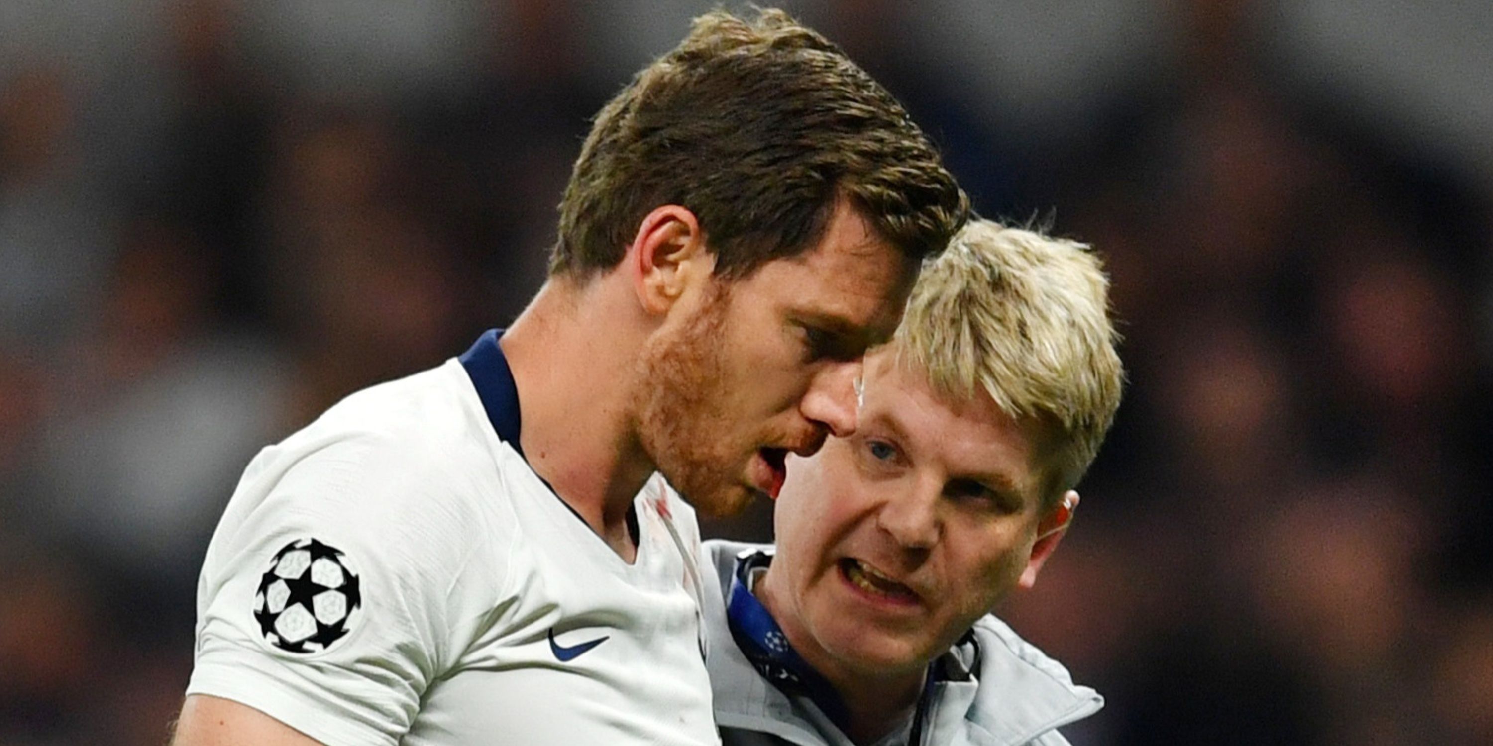 Jan Vertonghen suffers Tottenham head injury vs Ajax