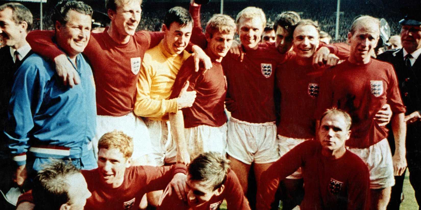 jack-charlton-gordon-banks-roger-hunt-bobby-moore-geoff-hurst-george-cohen-bobby-charlton-nobby-stiles-alan-ball-martin-peters-ray-wilson-england-world-cup