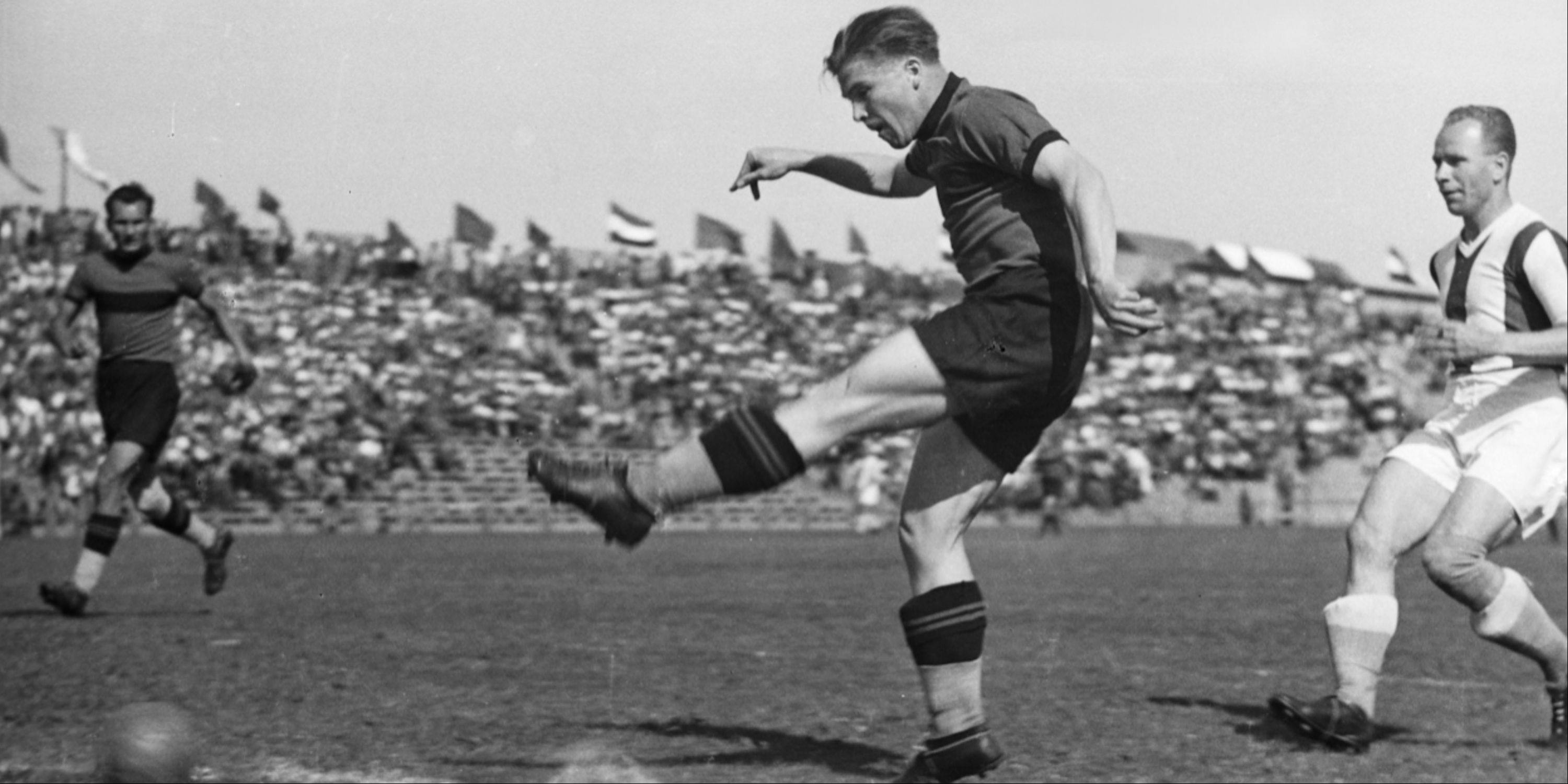 Ferenc Puskas in action for Budapest Honved. 