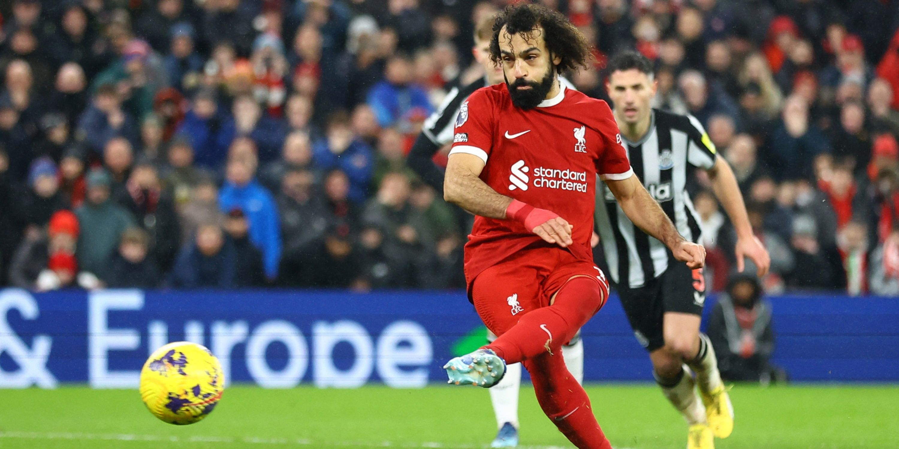 Why Mo Salah changed his boots during Liverpool 4-2 Newcastle United