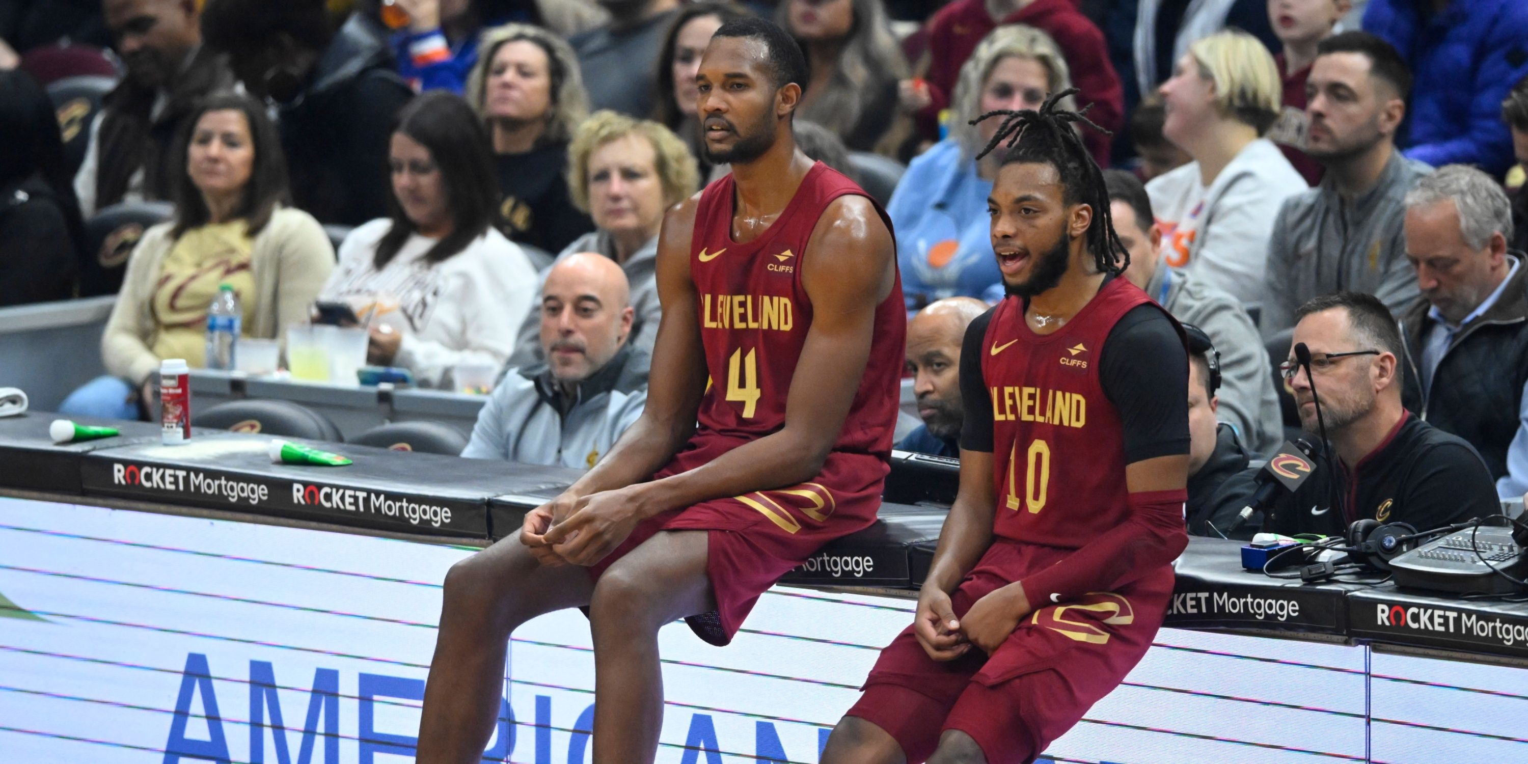 Darius Garland Evan Mobley Cleveland Cavaliers