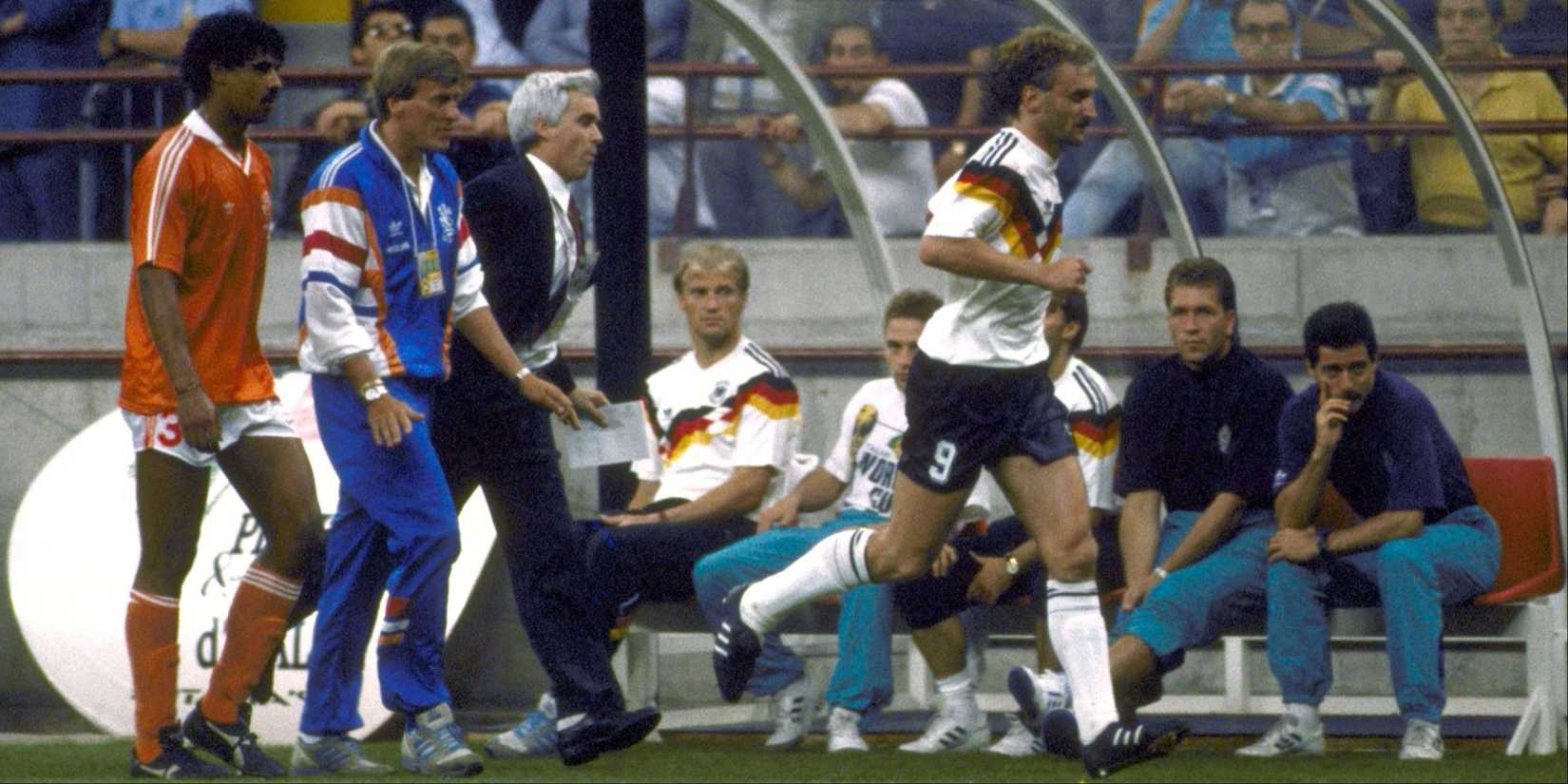 10 Most Underrated Players in Football History [Ranked]