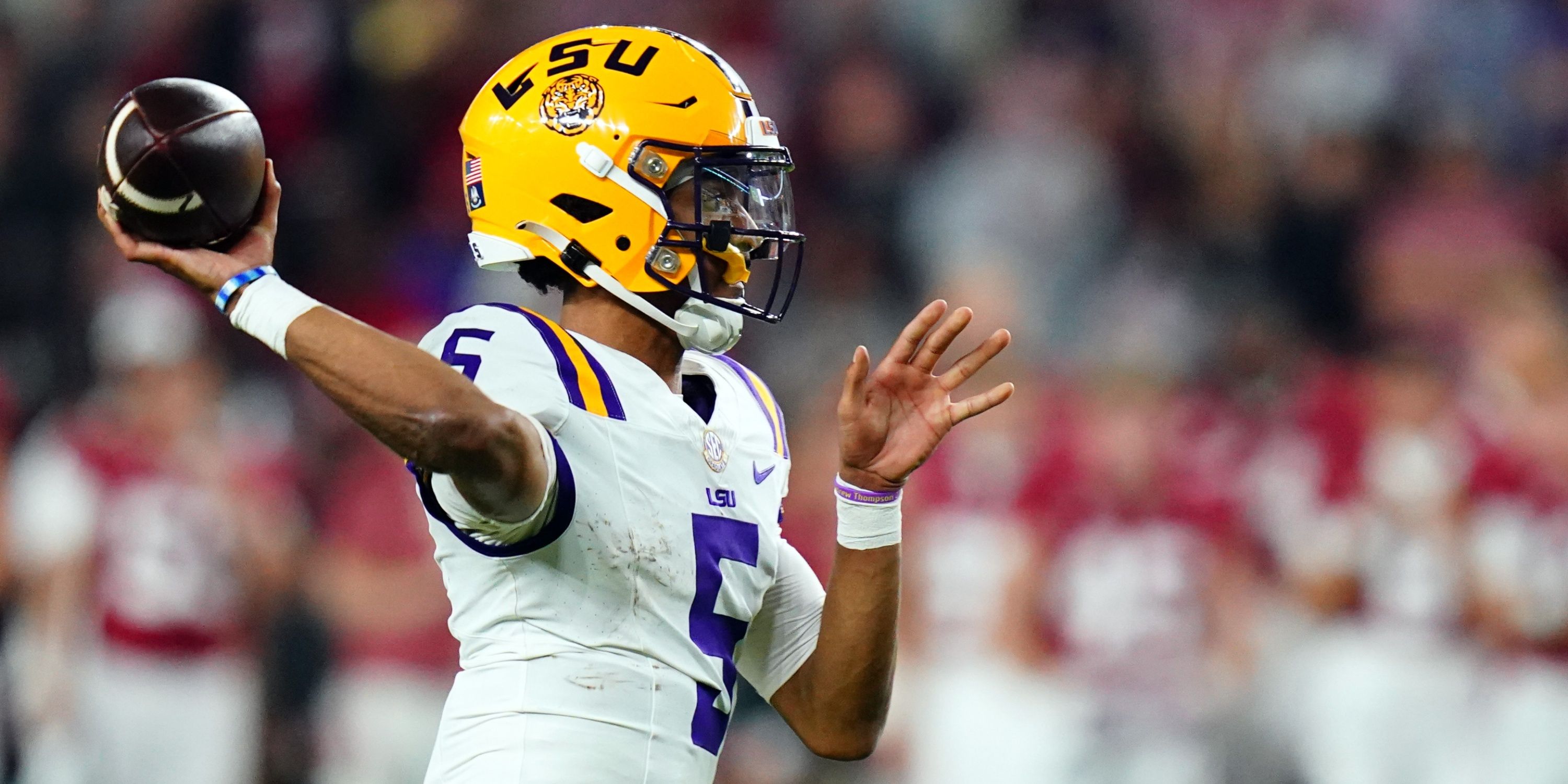 Jayden Daniels 'Could End Up Being the Best' QB in the 2024 Draft Class