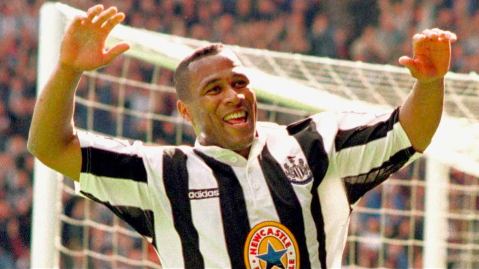 Les Ferdinand Named England Icon Who Could've Become Best Player in the ...