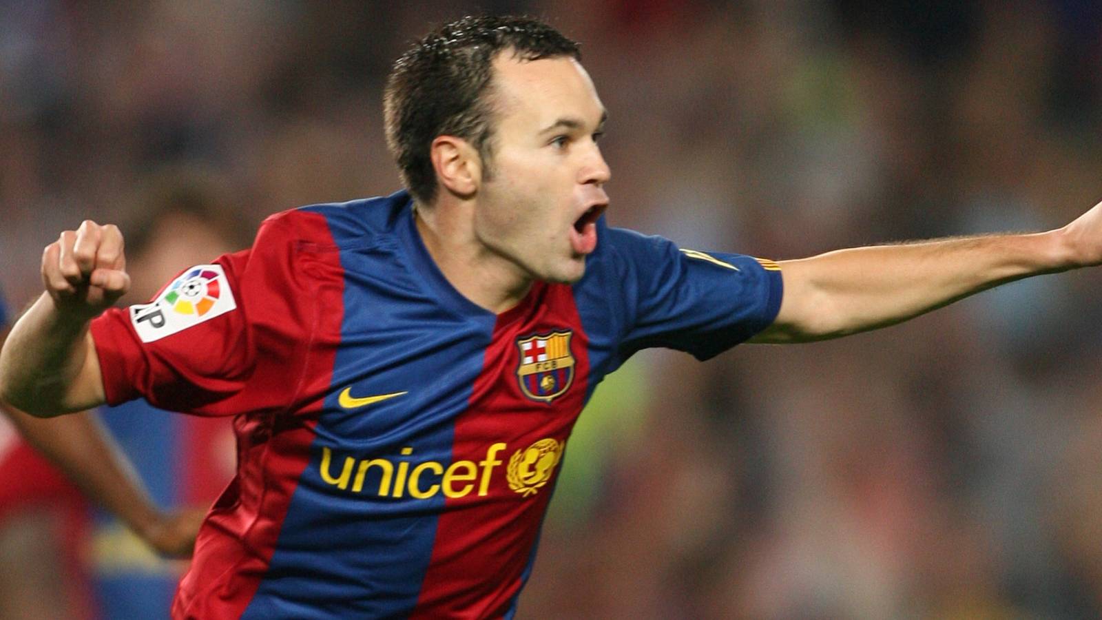 Andres Iniesta Named One Premier League Legend He Wanted as a Teammate