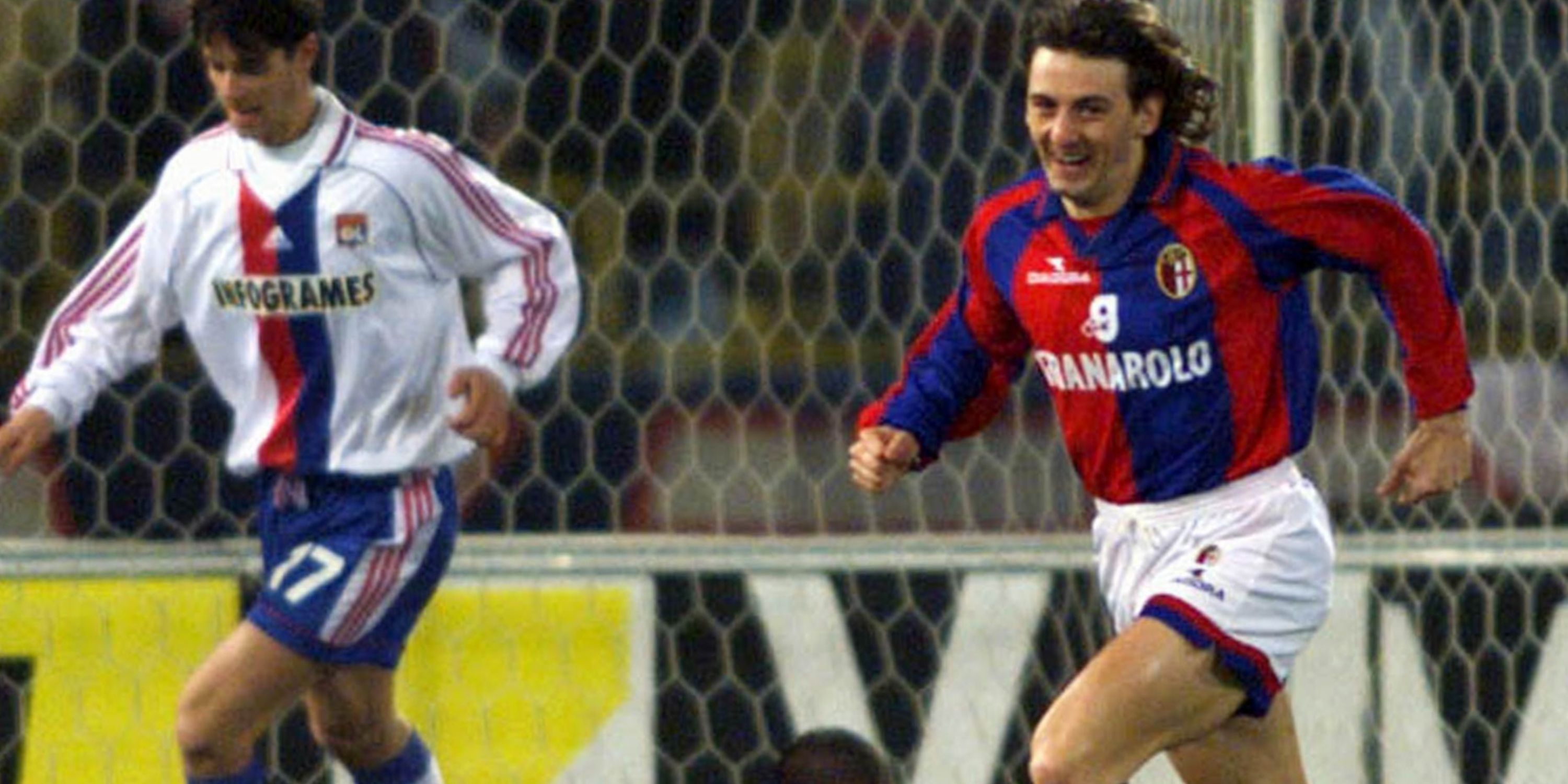 Giuseppe Signori celebrating for Bologna