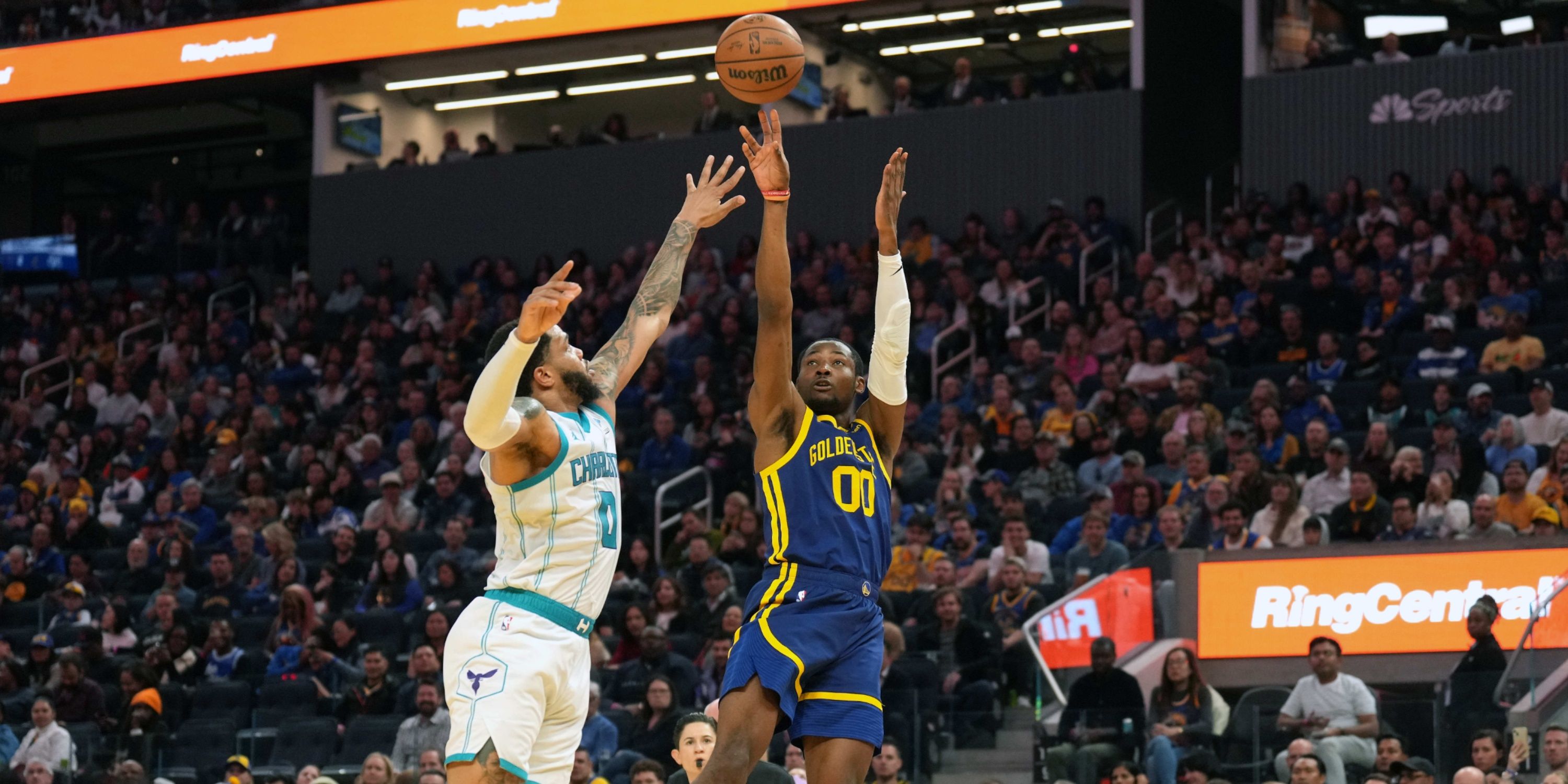 Warriors beat Hornets in throwback low-scoring affair as scuffle breaks out