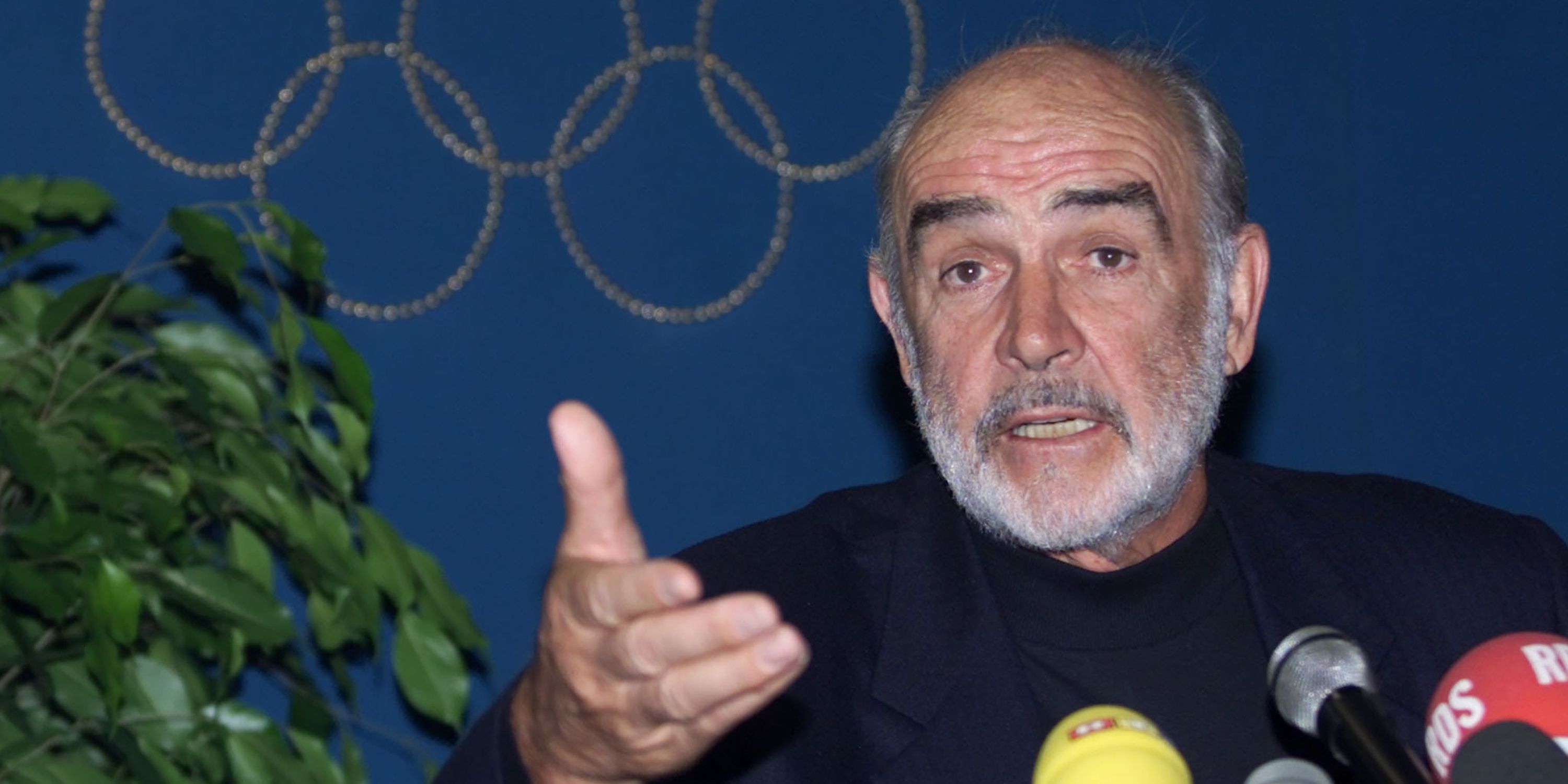 Sean Connery talking at a press conference