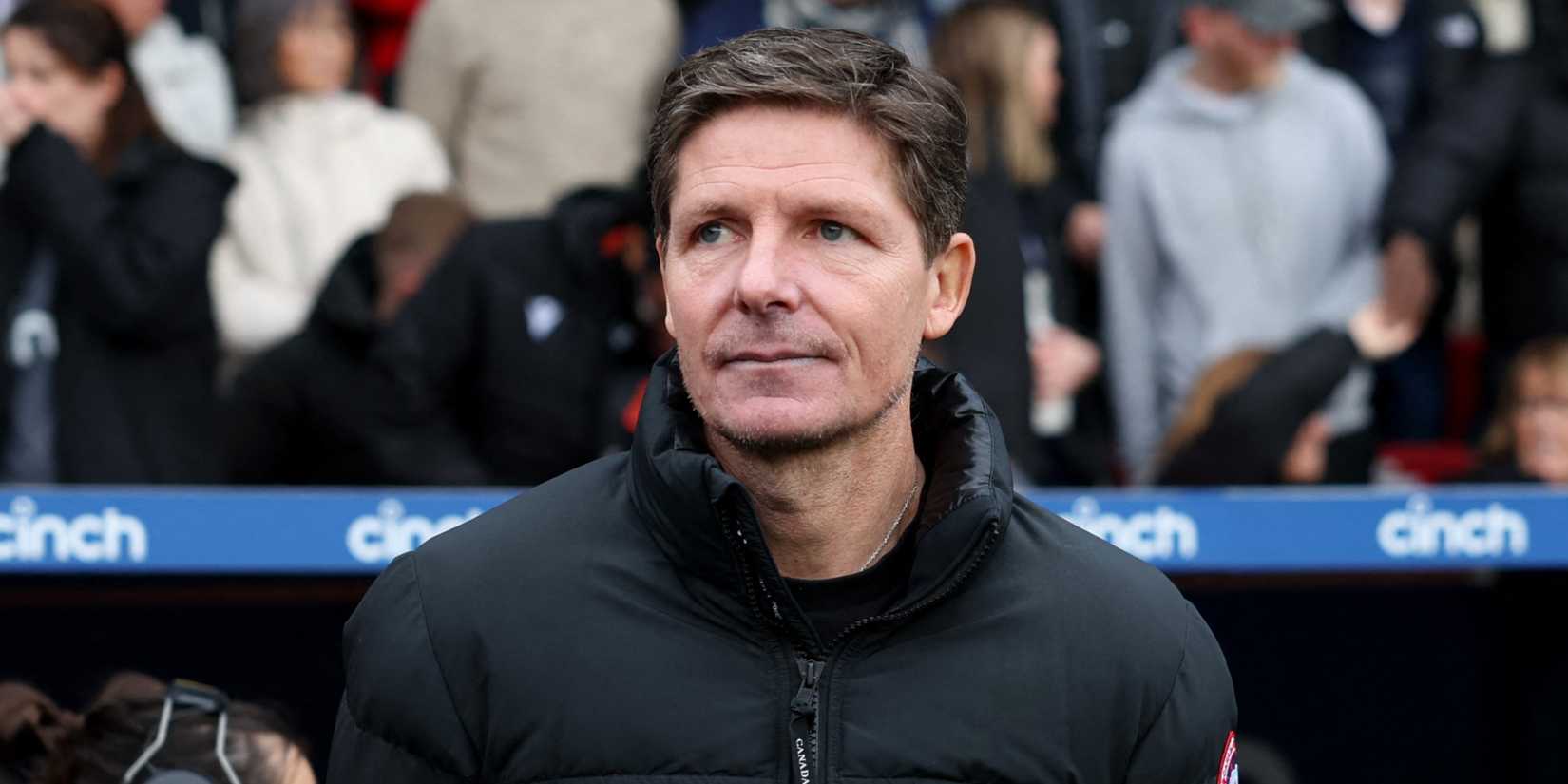 Crystal Palace boss Oliver Glasner watching on from the dugout