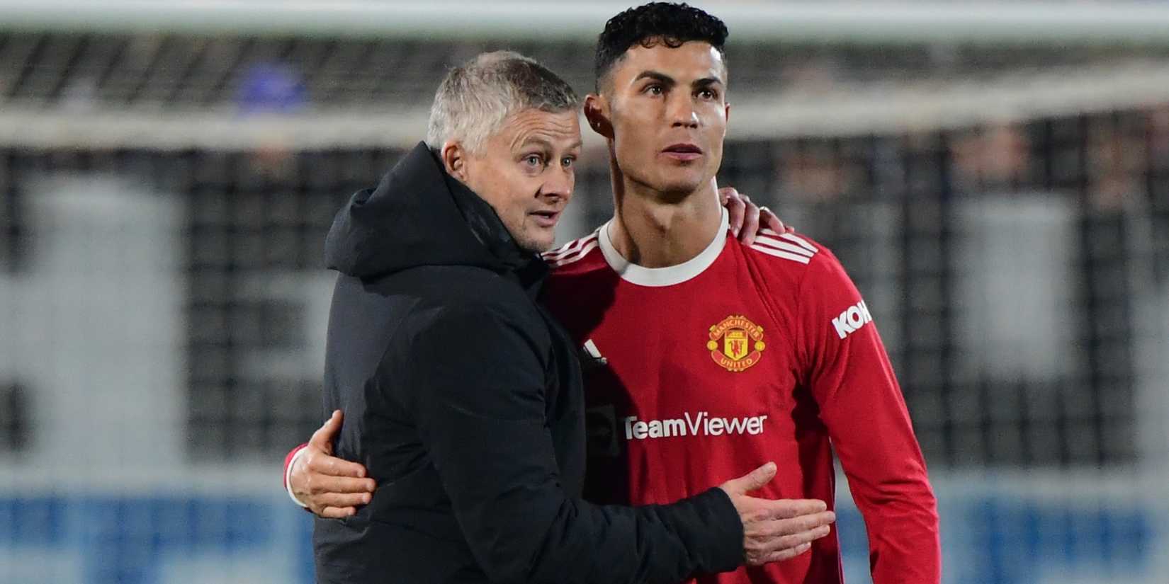 Manchester United's Cristiano Ronaldo with manager Ole Gunnar Solskjaer