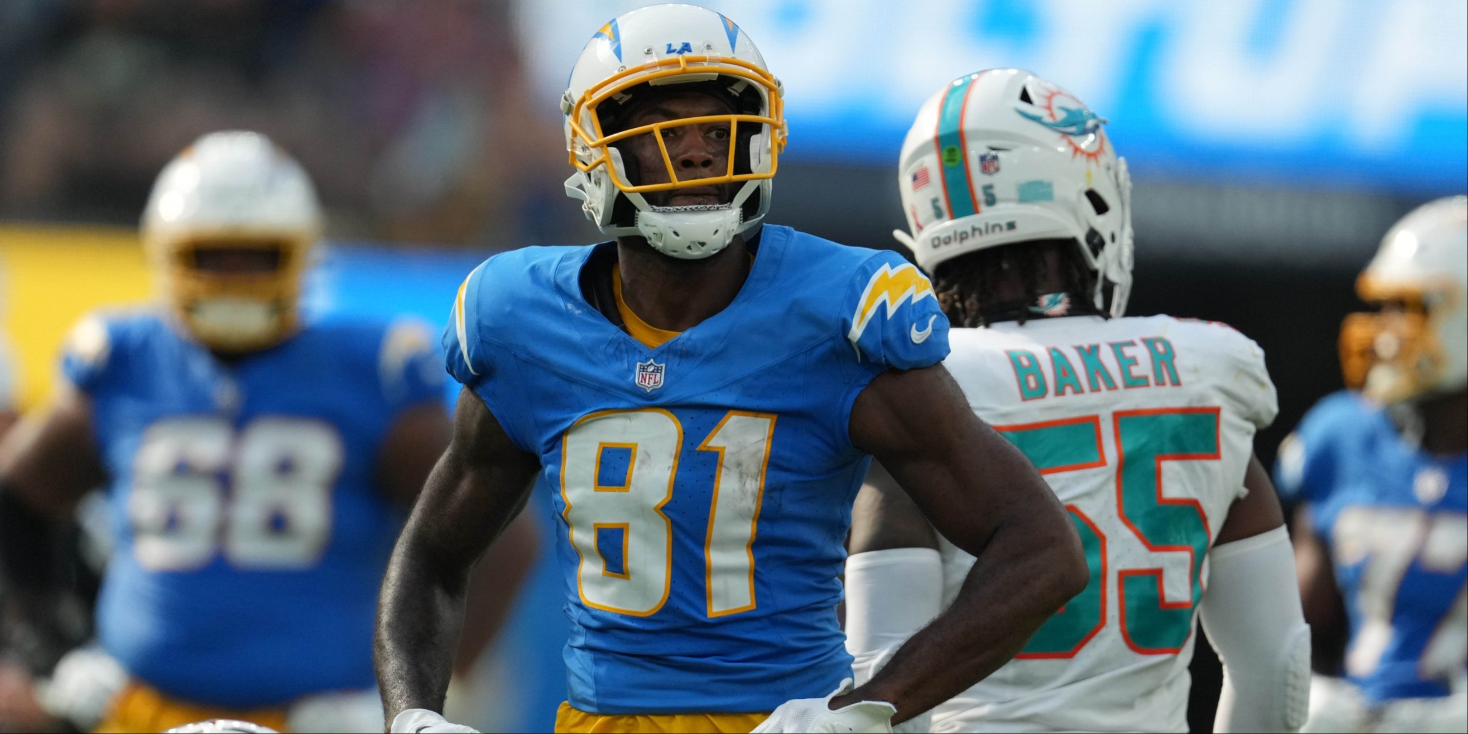 Los Angeles Chargers cut wide receiver Mike Williams