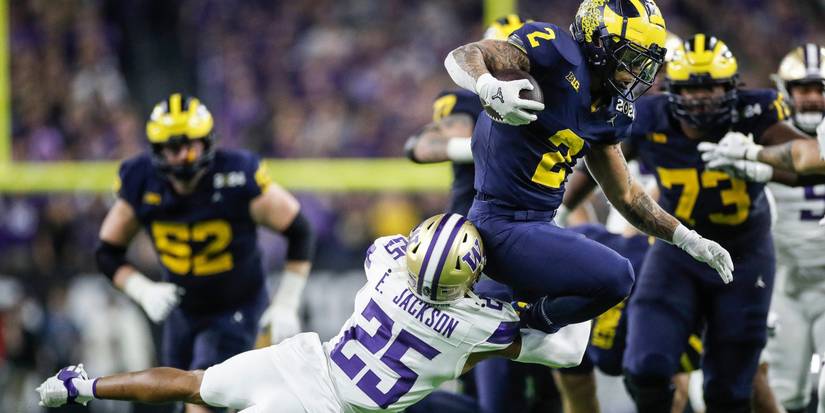 Blake Corum's Scouting Report Says He's a Cerebral Runner