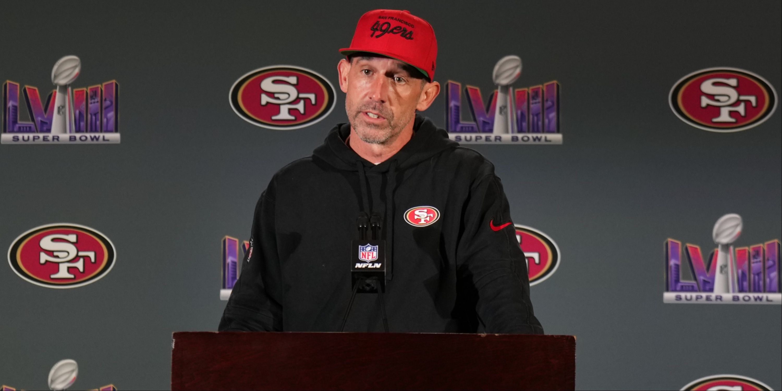 San Francisco 49ers head coach Kyle Shanahan