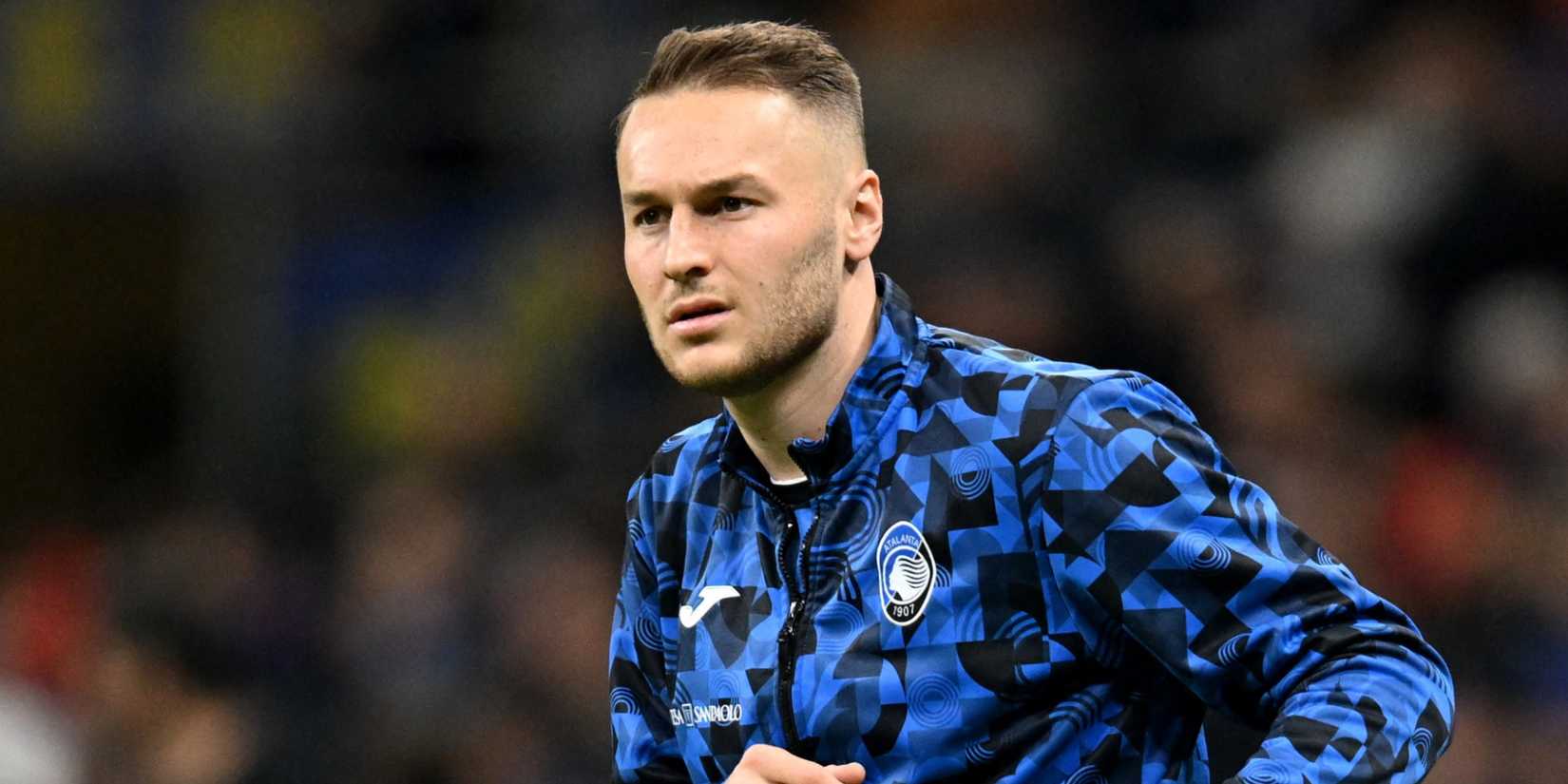 Atalanta attacking midfielder Teun Koopmeiners during a pre-match warm-up