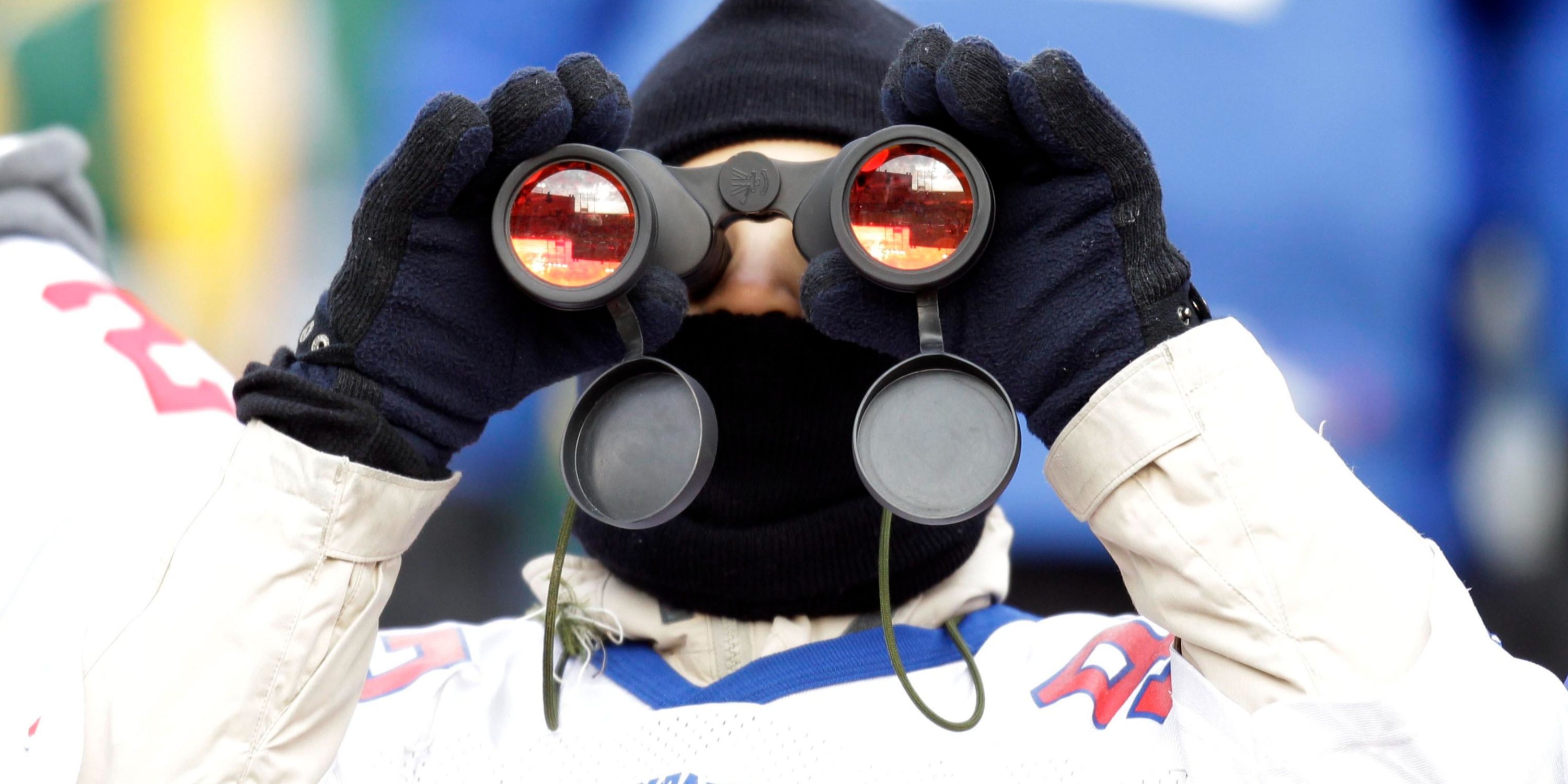 Can You Bring Binoculars To An Nfl Game