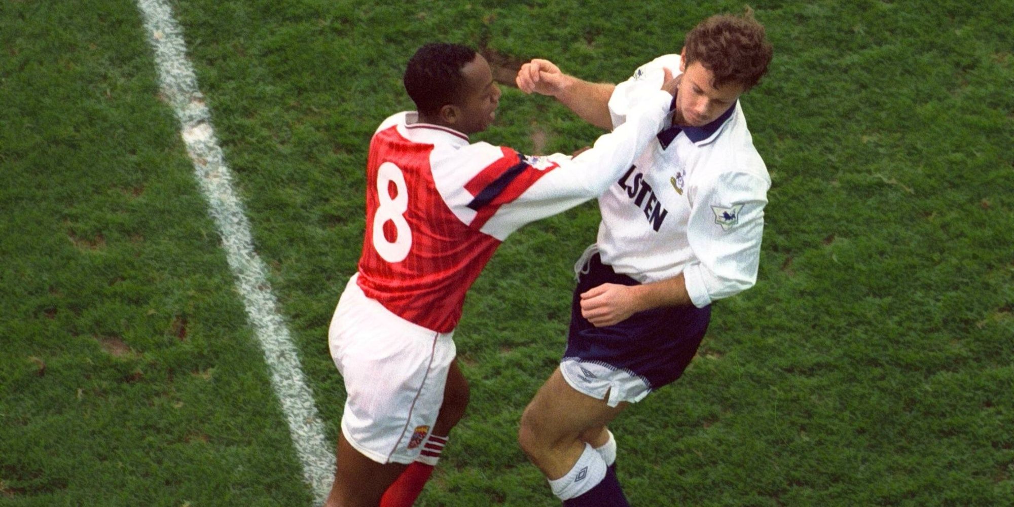 Ian Wright punching Paul Birkett in the face in 1992.