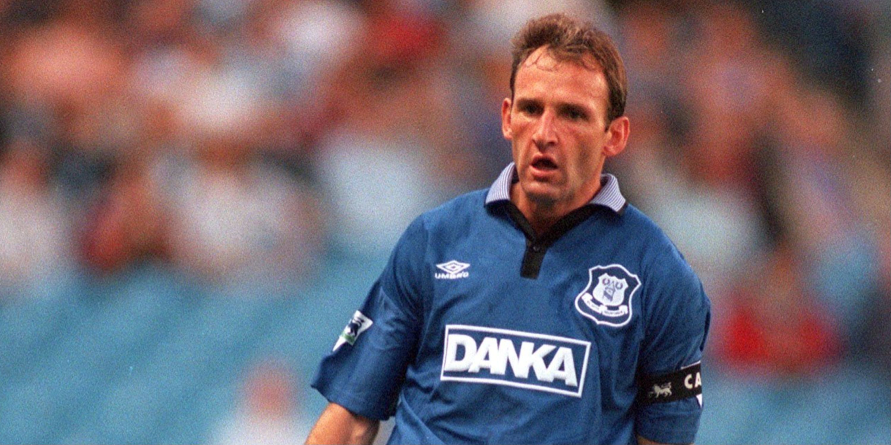 9 Best Everton Defenders of All Time (Ranked)