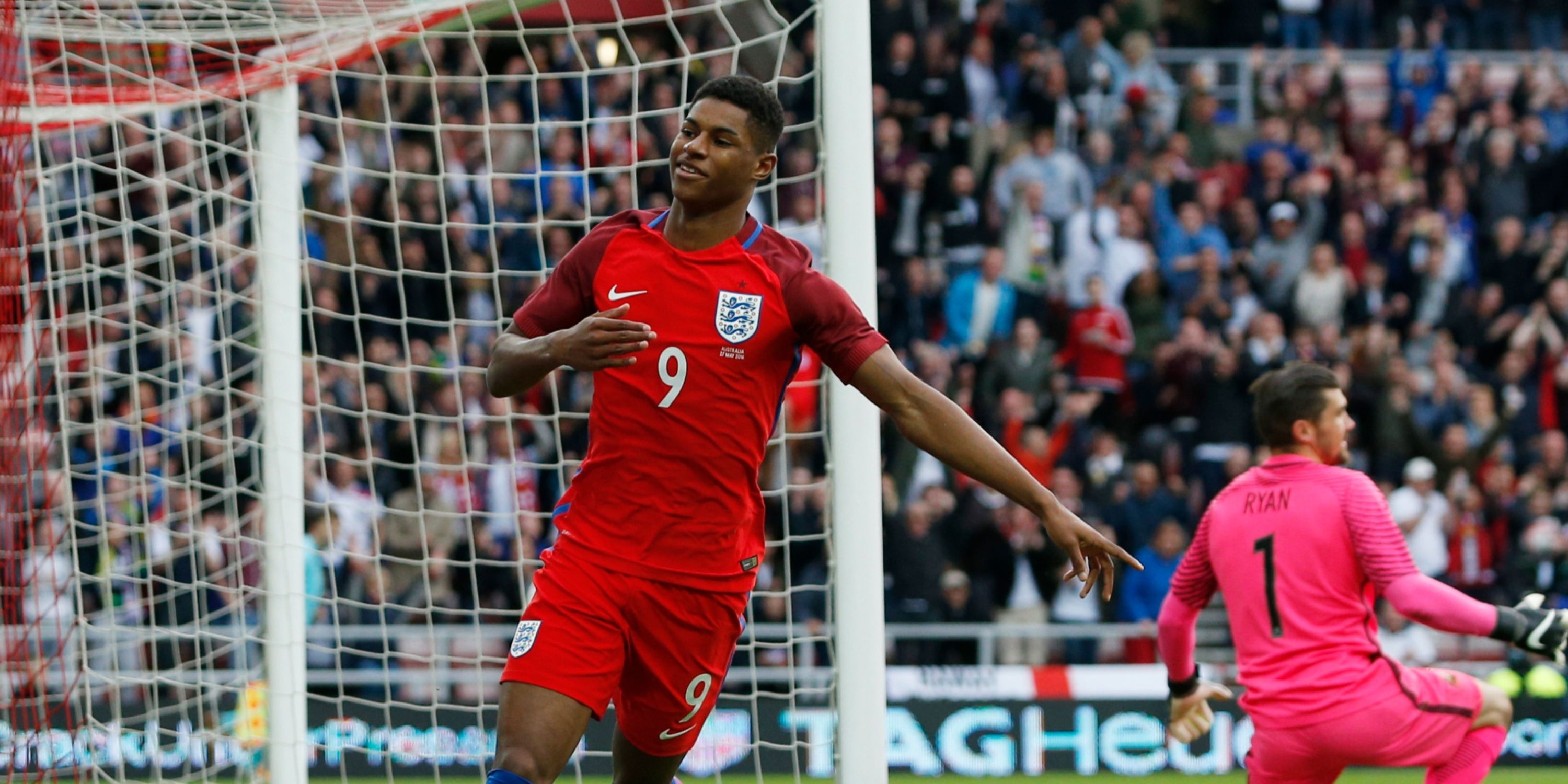 Marcus Rashford scores for England on debut