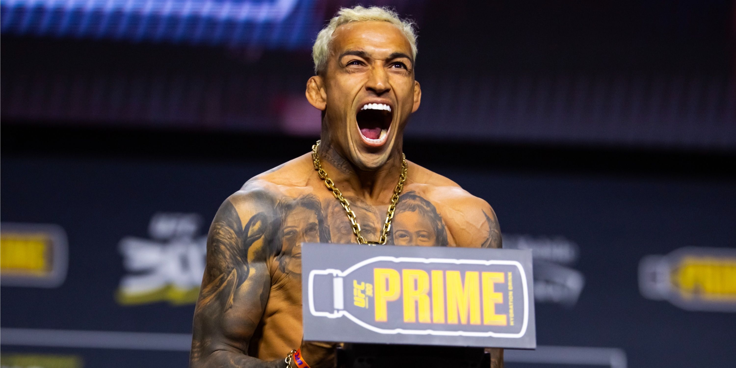 Charles Oliveira Predicts Islam Makhachev vs Dustin Poirer at UFC 302