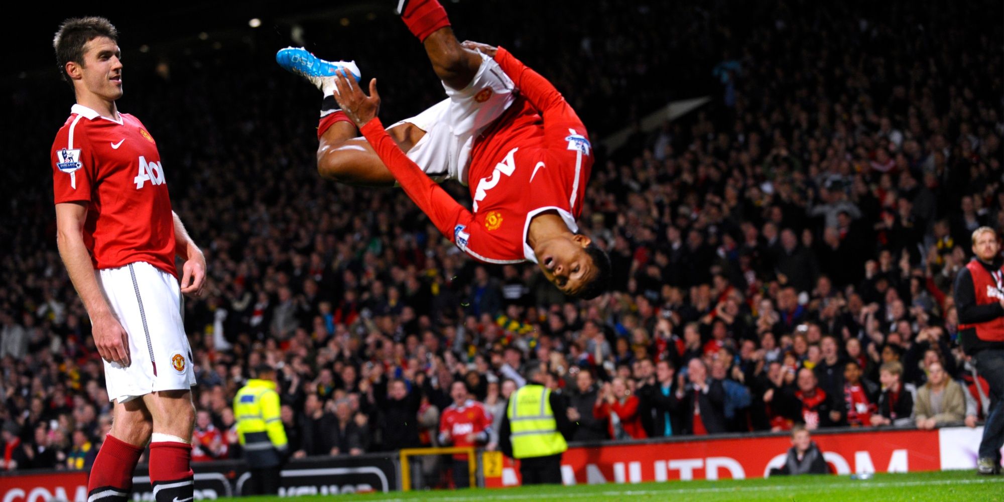 Luis Nani's stunning celebration.