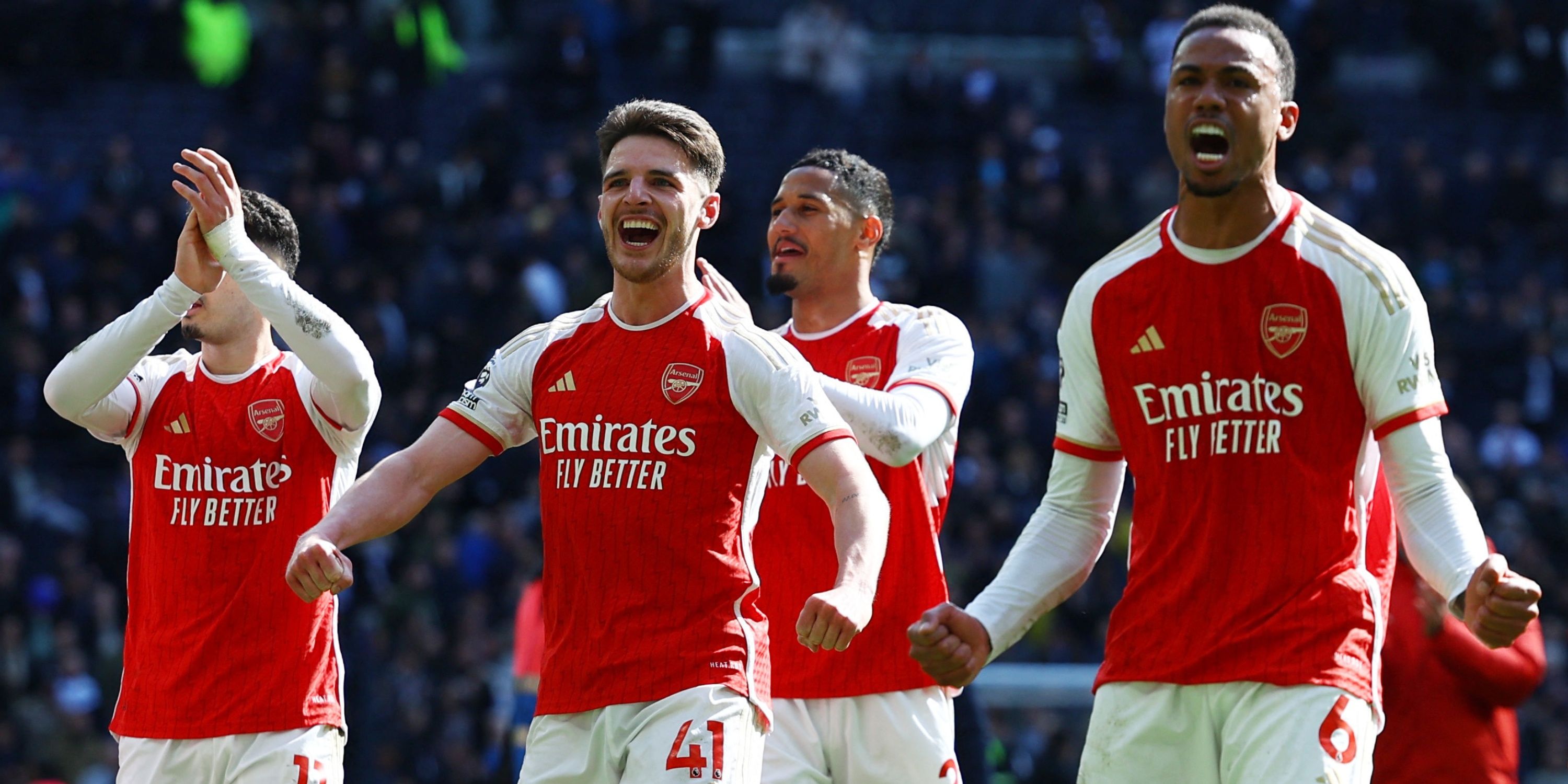 Arsenal players celebrating