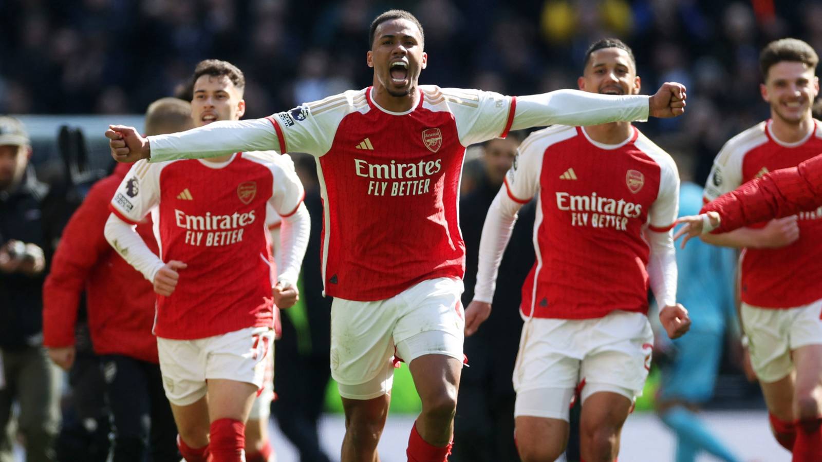 Mikel Arteta told Arsenal must win the Premier League this season