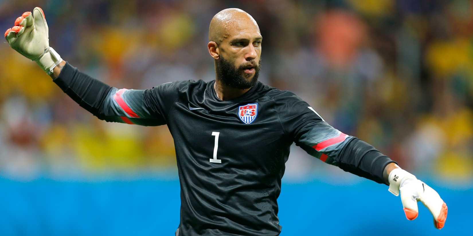 Tim Howard Baseball USMNT Legend Tim Howard Slammed Christian Pulisic’s Trump Gesture