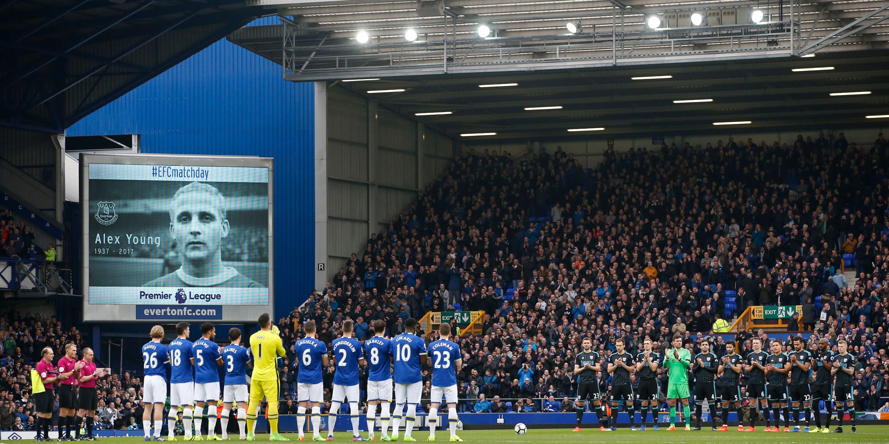 Everton's players pay tribute to club icon Alex Young after he passed away in 2017