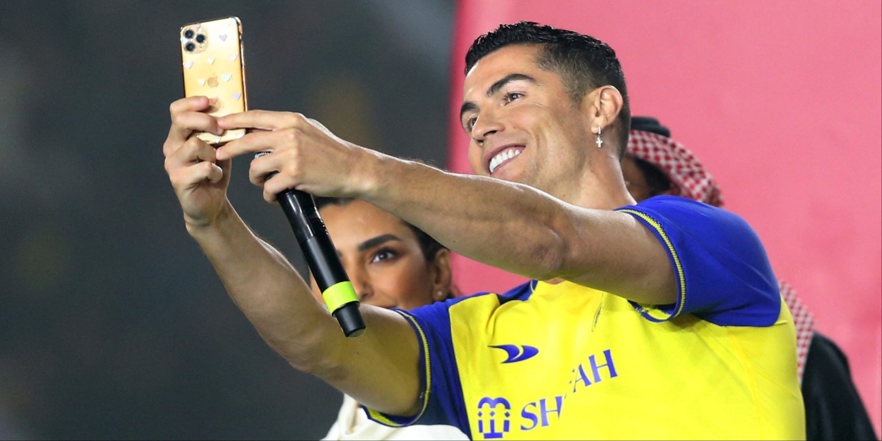 Cristiano Ronaldo takes a selfie having just signed for Al-Nassr. 
